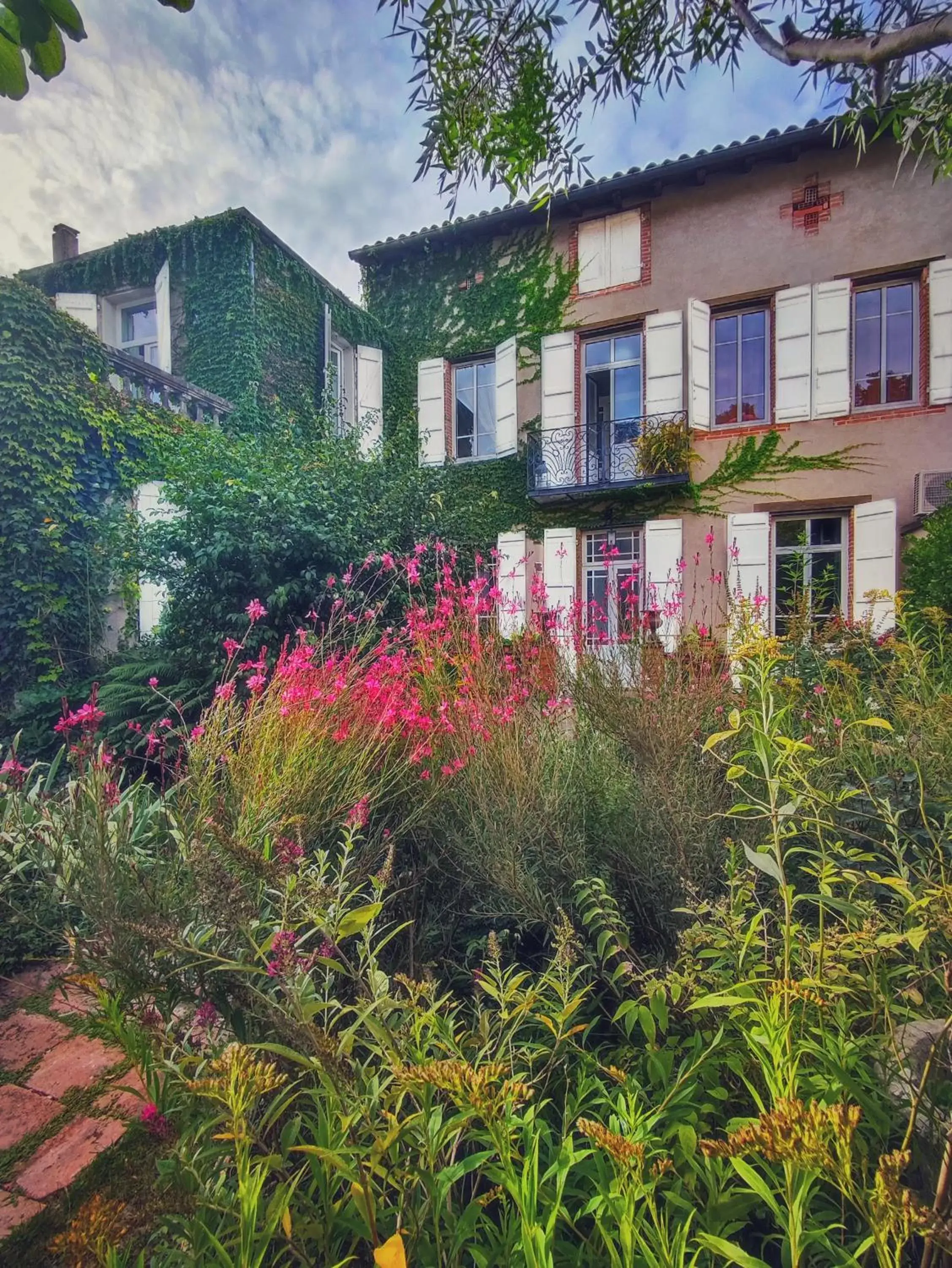 Property Building in La Prévôté