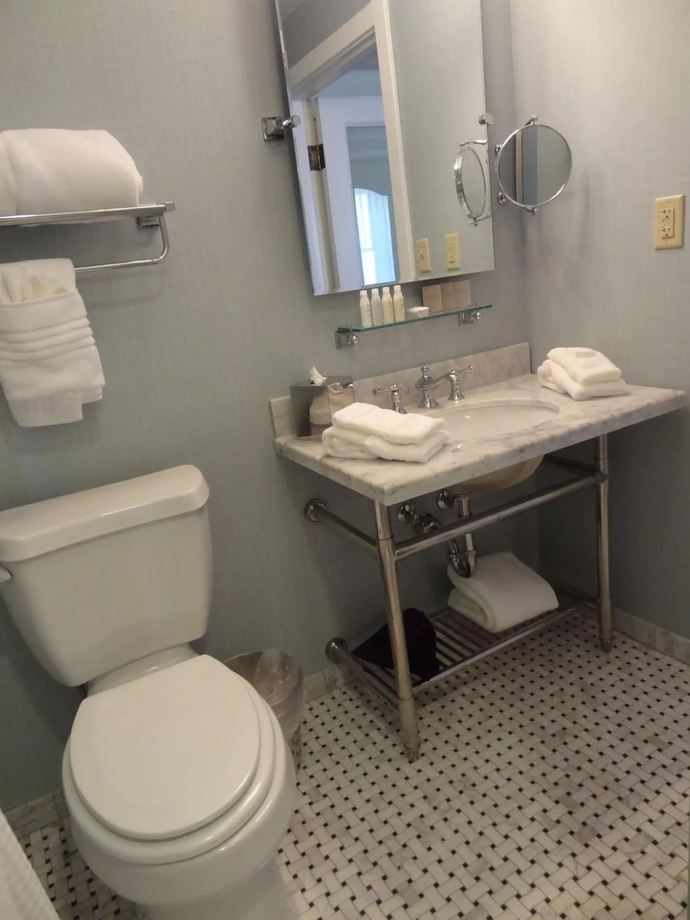 Bathroom in The Elms Hotel & Spa, a Destination by Hyatt Hotel