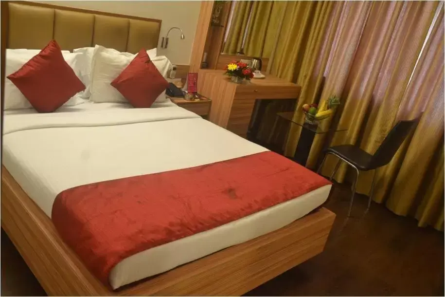 Bed in Hotel Plaza