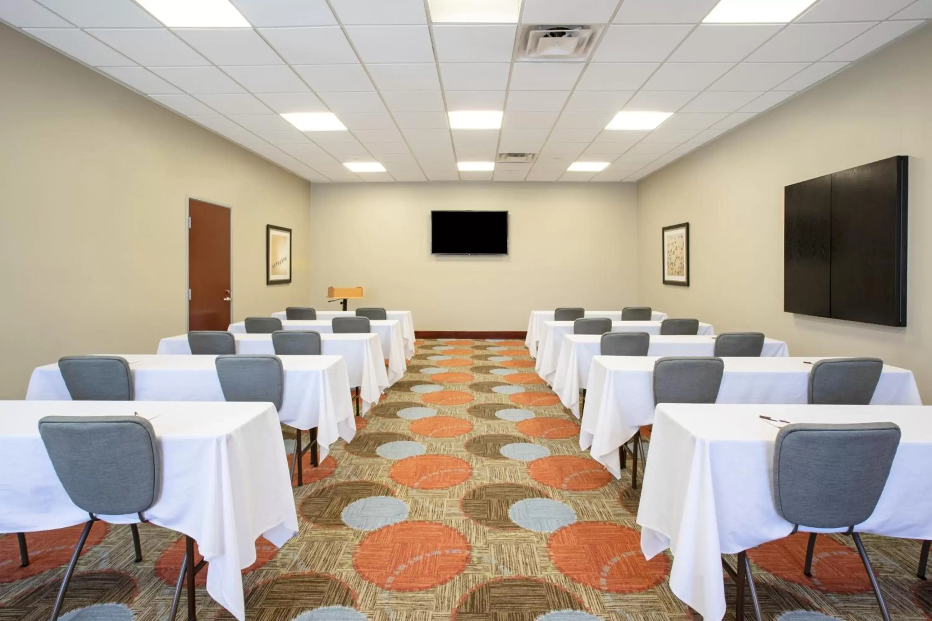 Meeting/conference room in Staybridge Suites Las Vegas - Stadium District