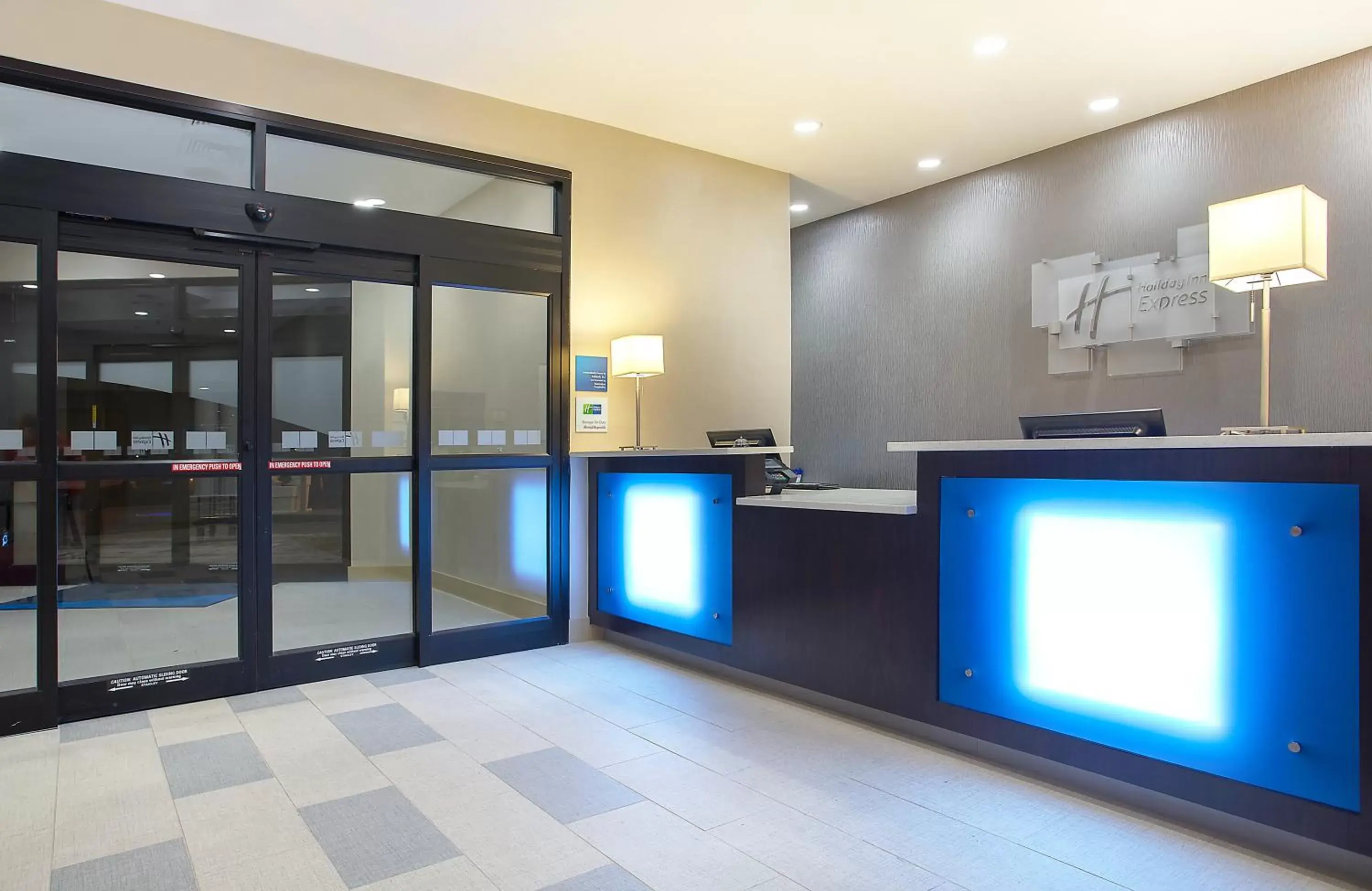 Lobby or reception in Holiday Inn Express Berea, an IHG Hotel