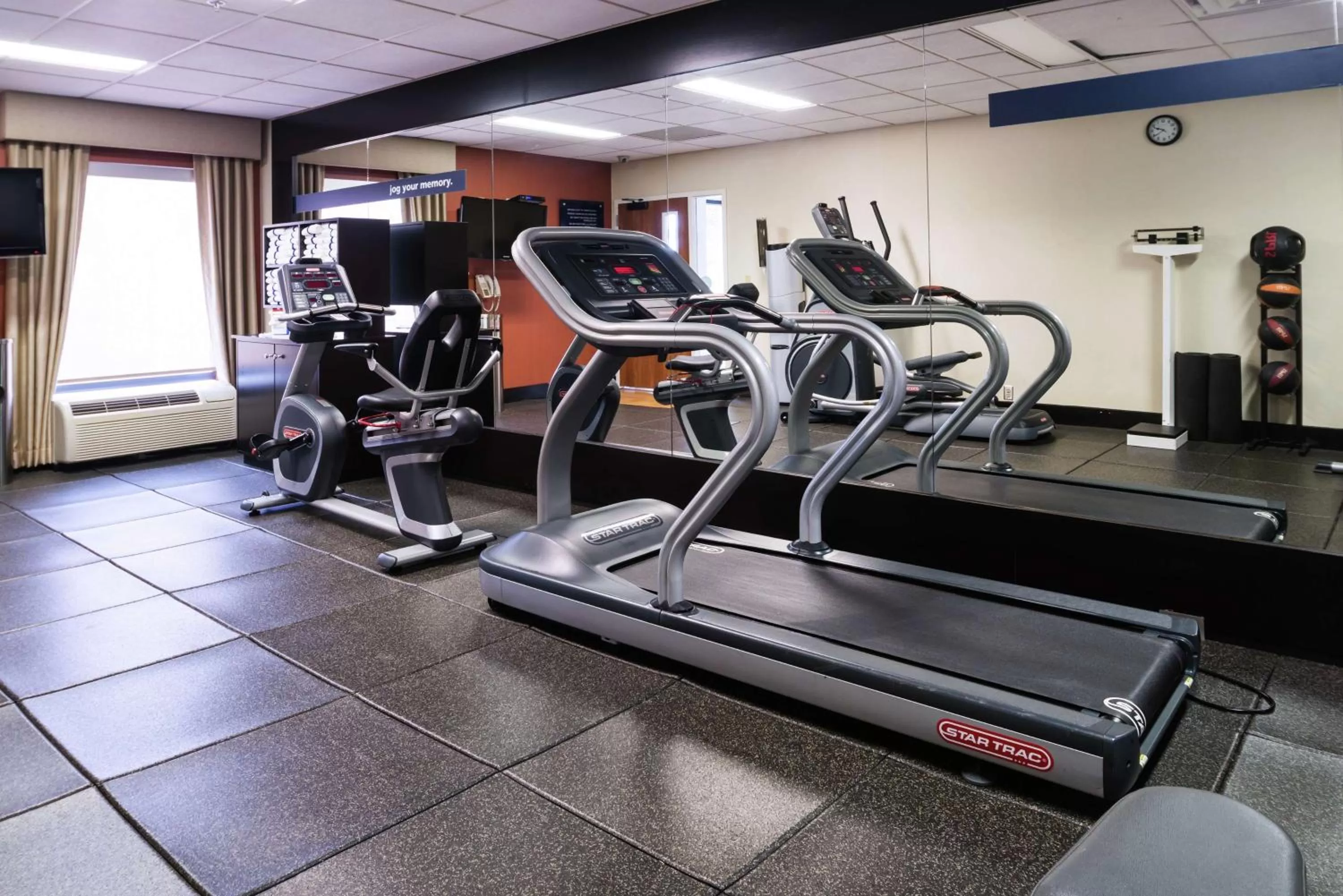 Fitness centre/facilities in Hampton Inn Tulsa/Broken Arrow