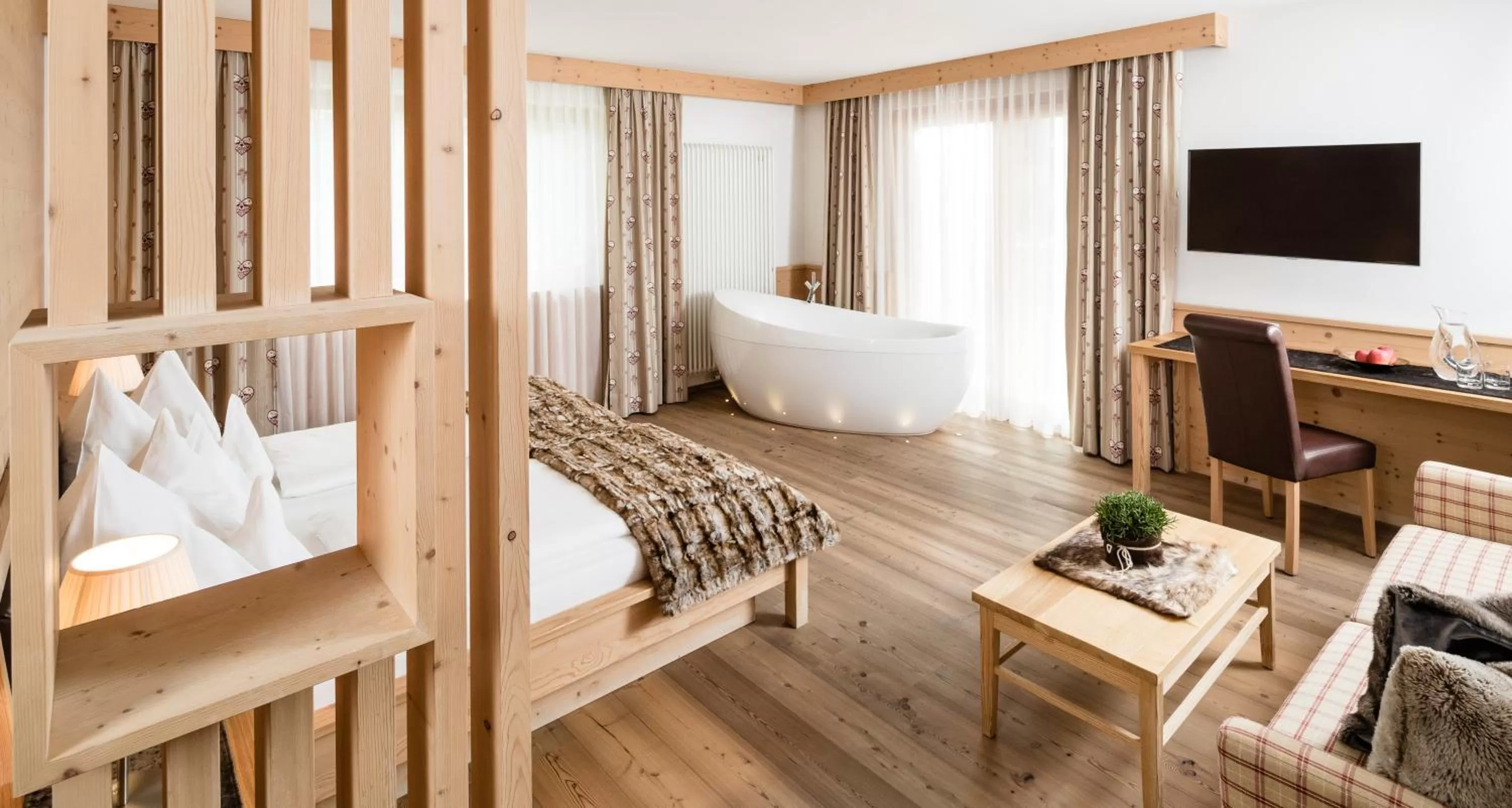 Decorative detail, Bed in Boutique Hotel Nives - Luxury & Design in the Dolomites