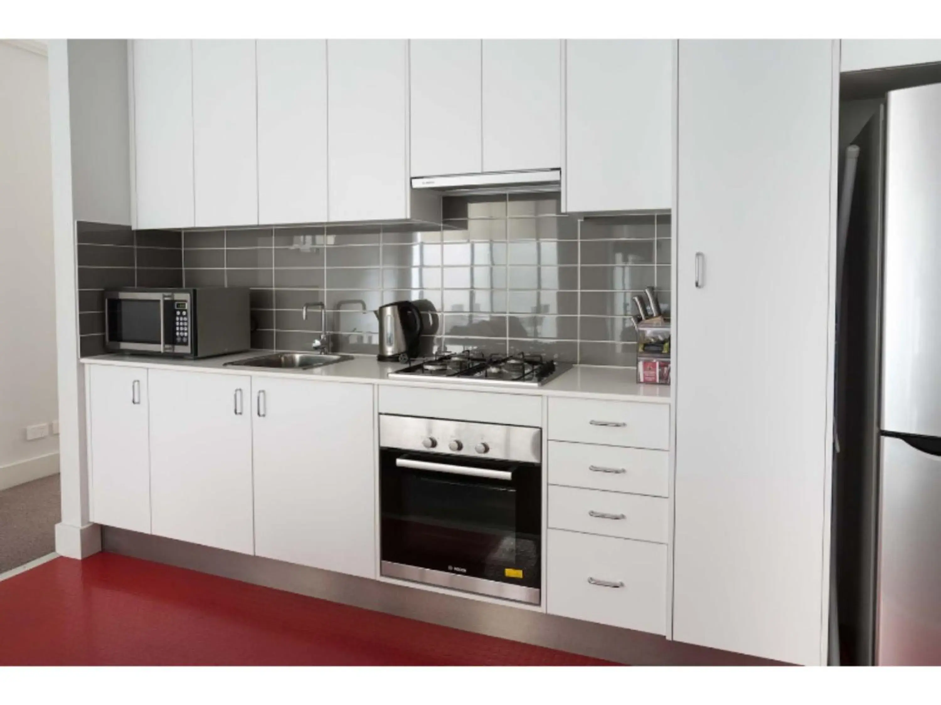 Coffee/tea facilities, Kitchen/Kitchenette in The Star Apartments