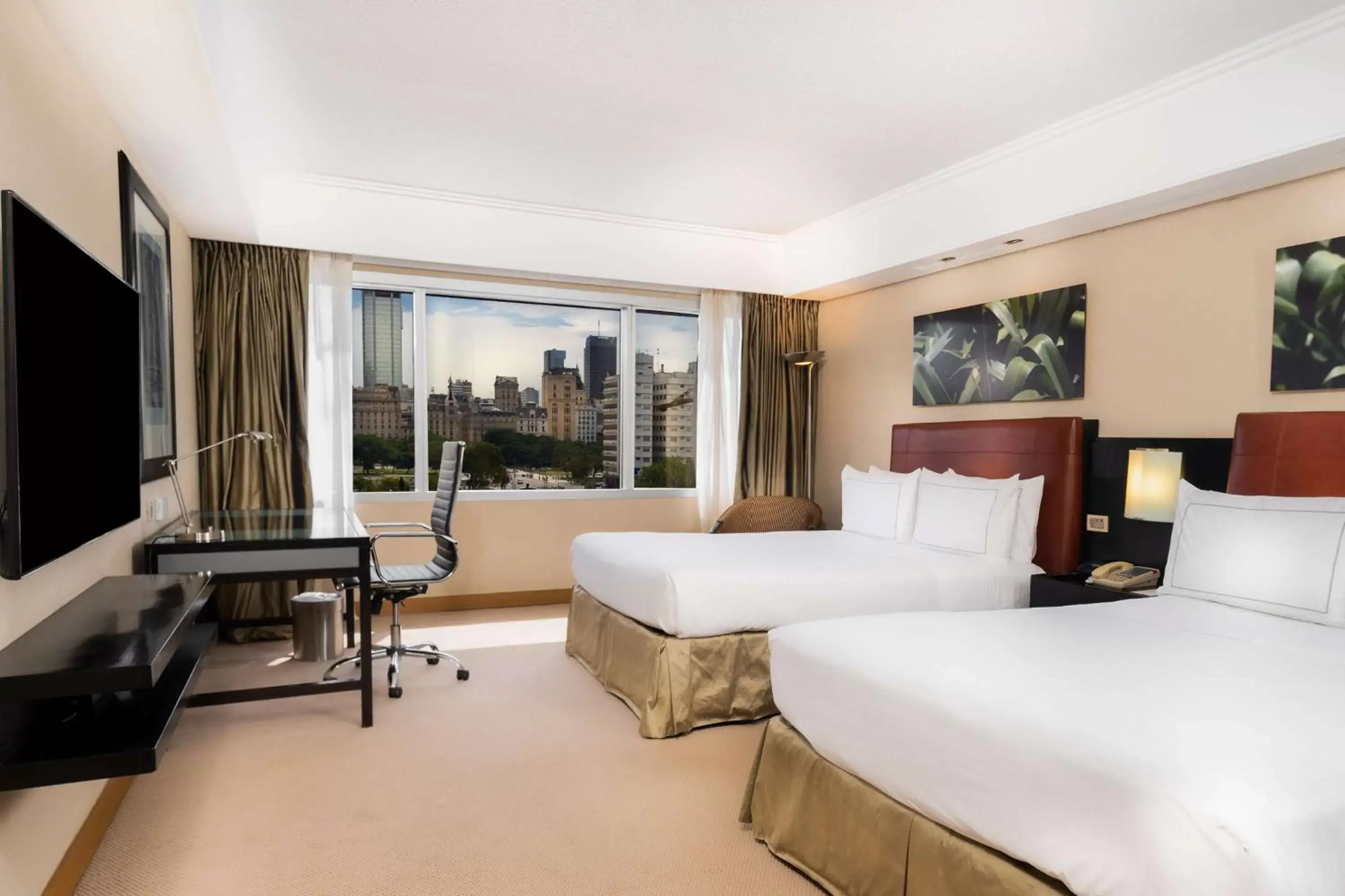 Bedroom in Hilton Buenos Aires