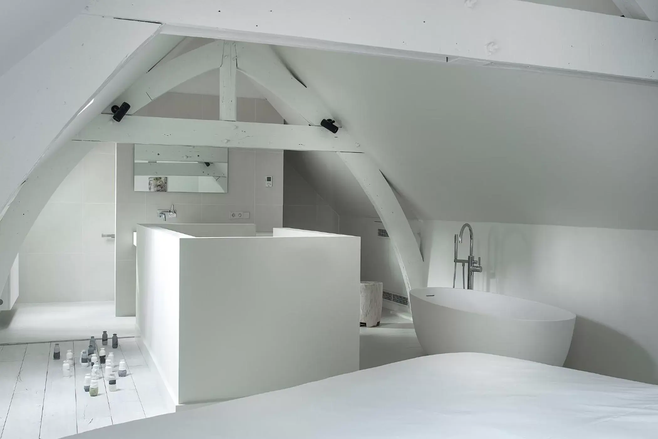 Bathroom, Kitchen/Kitchenette in Kazerne - Member of Design Hotels