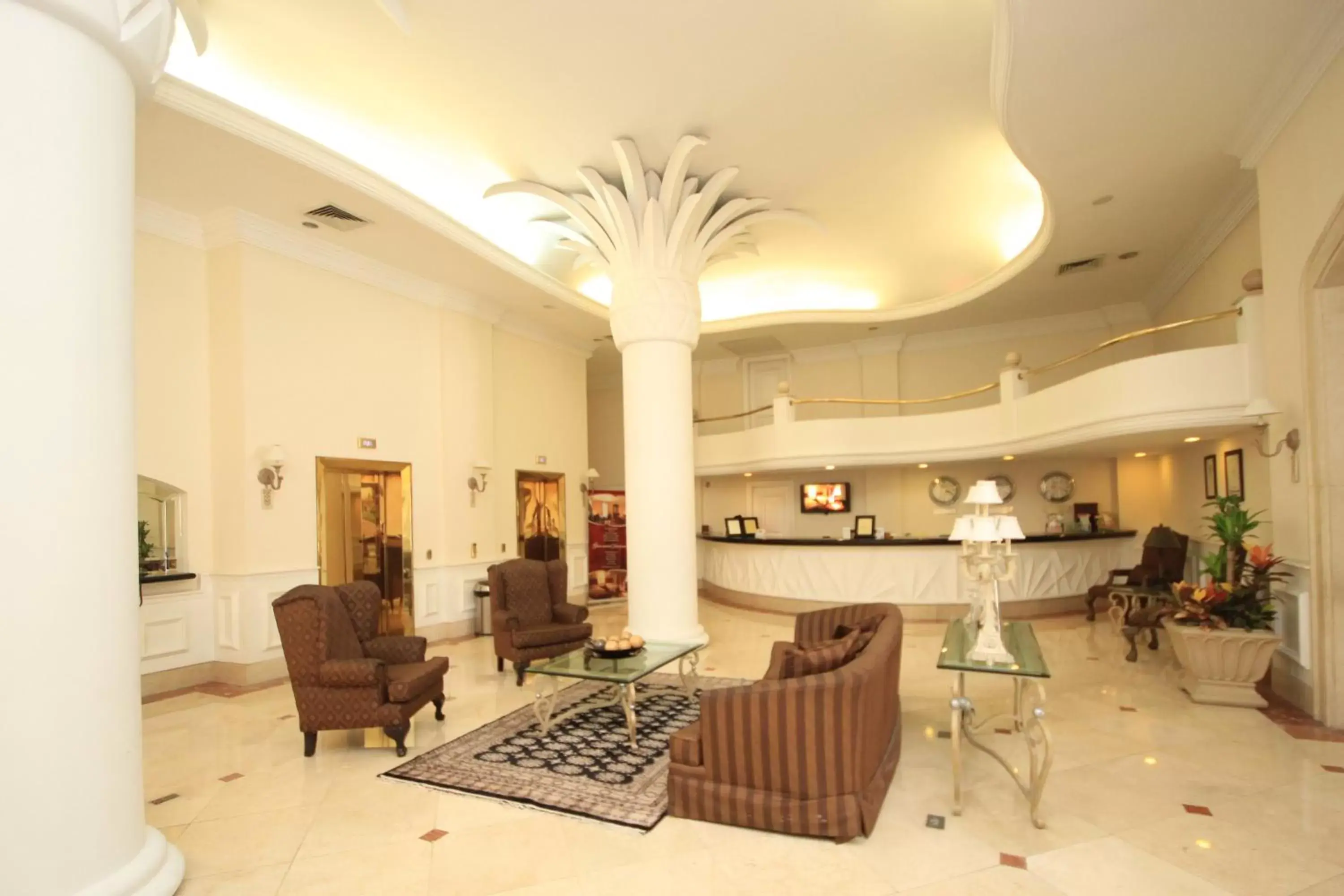 Lobby or reception, Lounge/Bar in Gran Hotel Diligencias