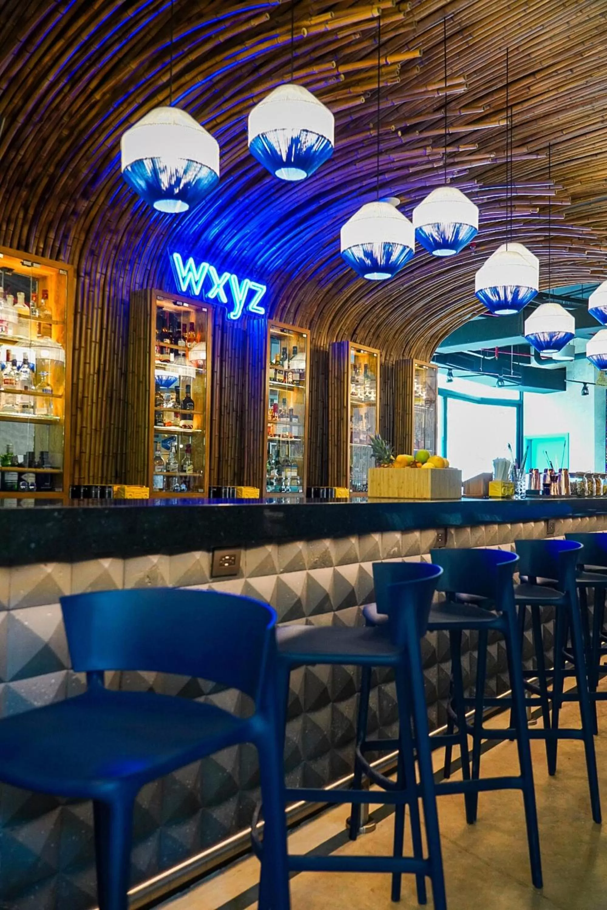 Lounge or bar in Aloft Tulum