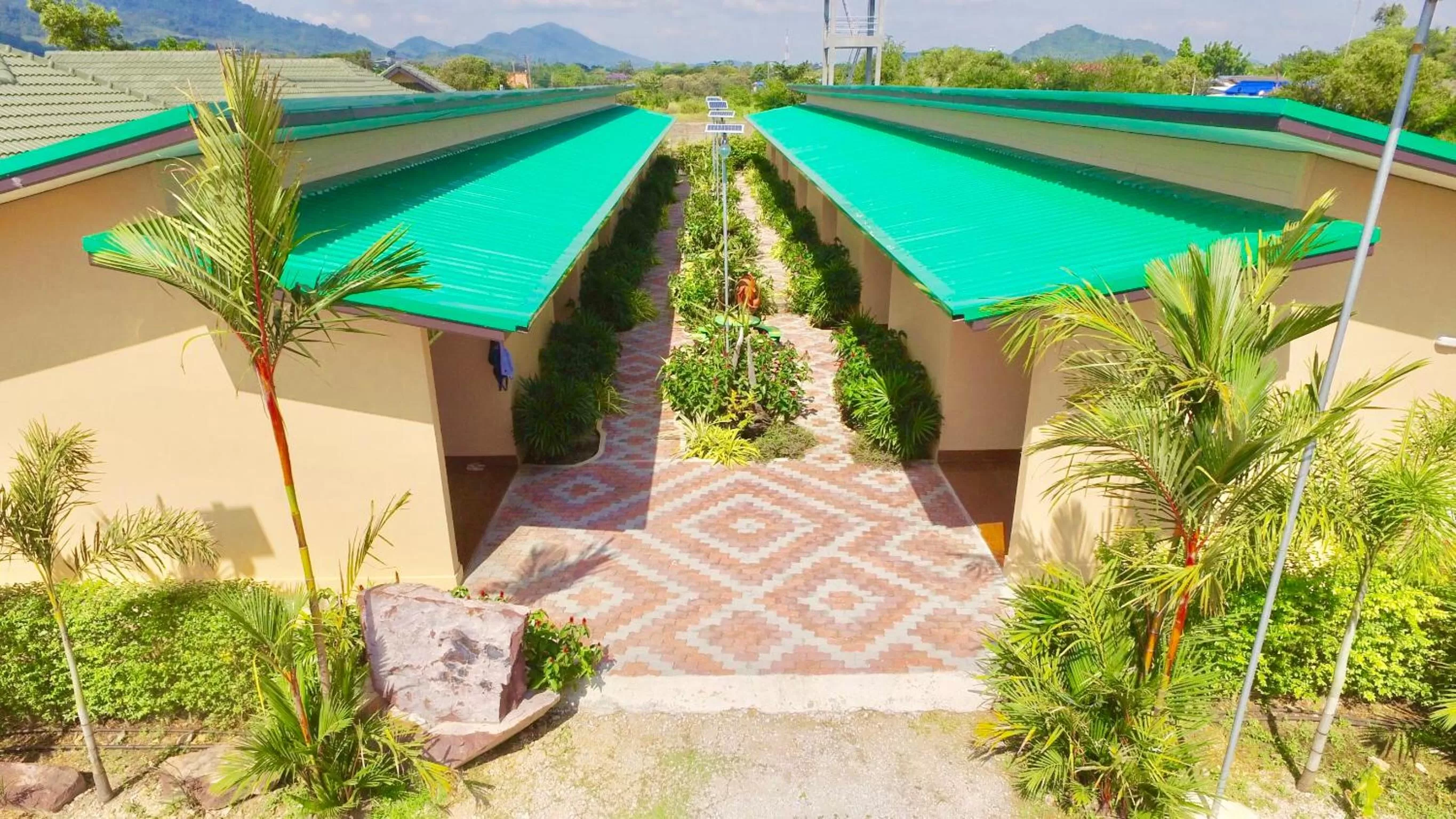 Area and facilities in Huan Soontaree