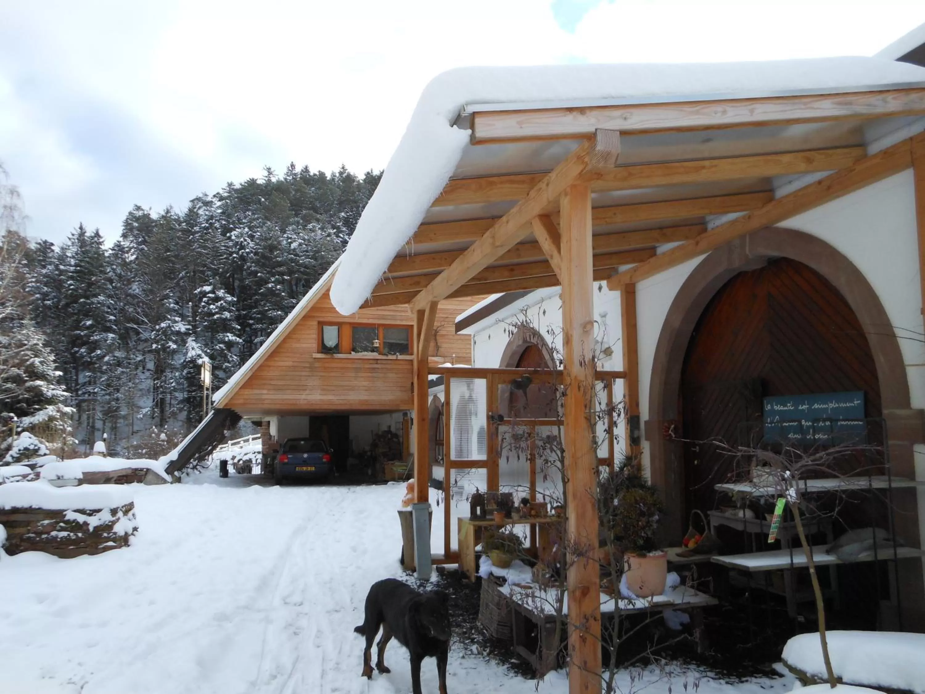 Facade/entrance in L'Atelier de Gisèle