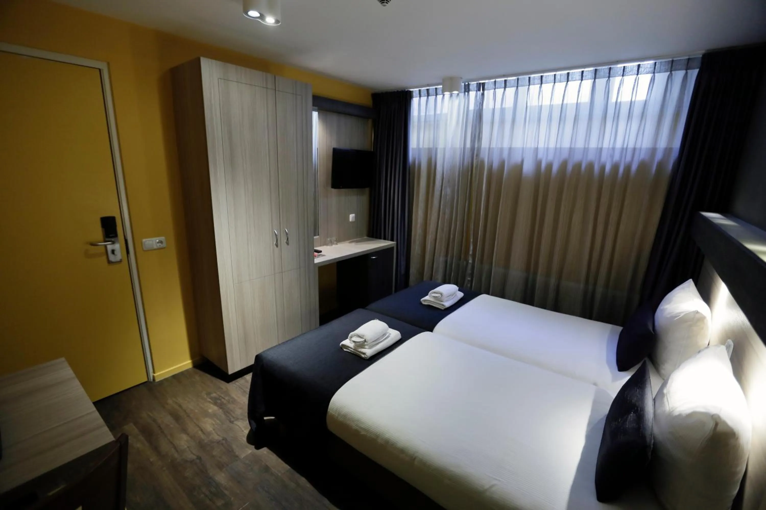 Bed in City Hotel Amsterdam