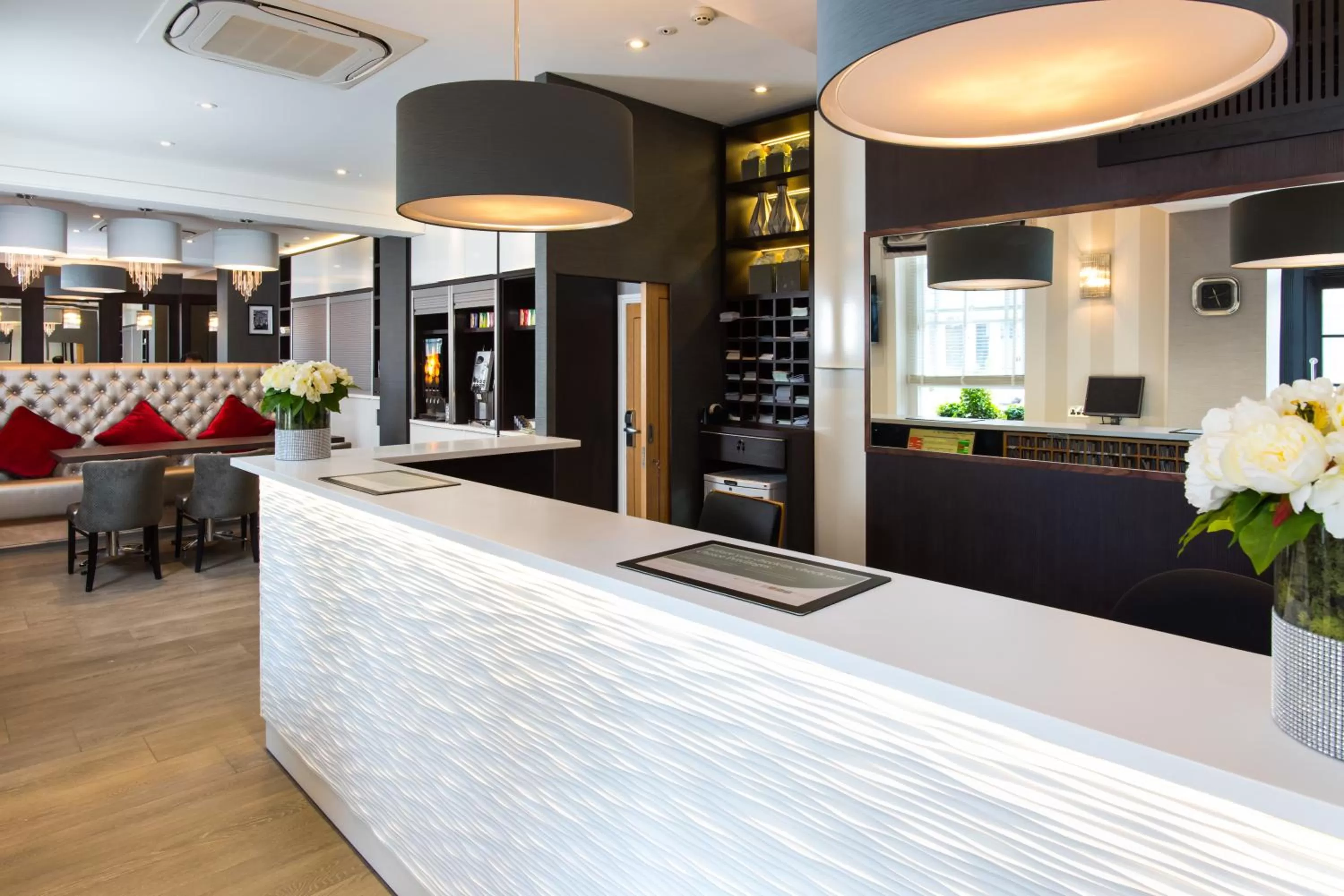 Lobby or reception in Best Western Buckingham Palace Rd