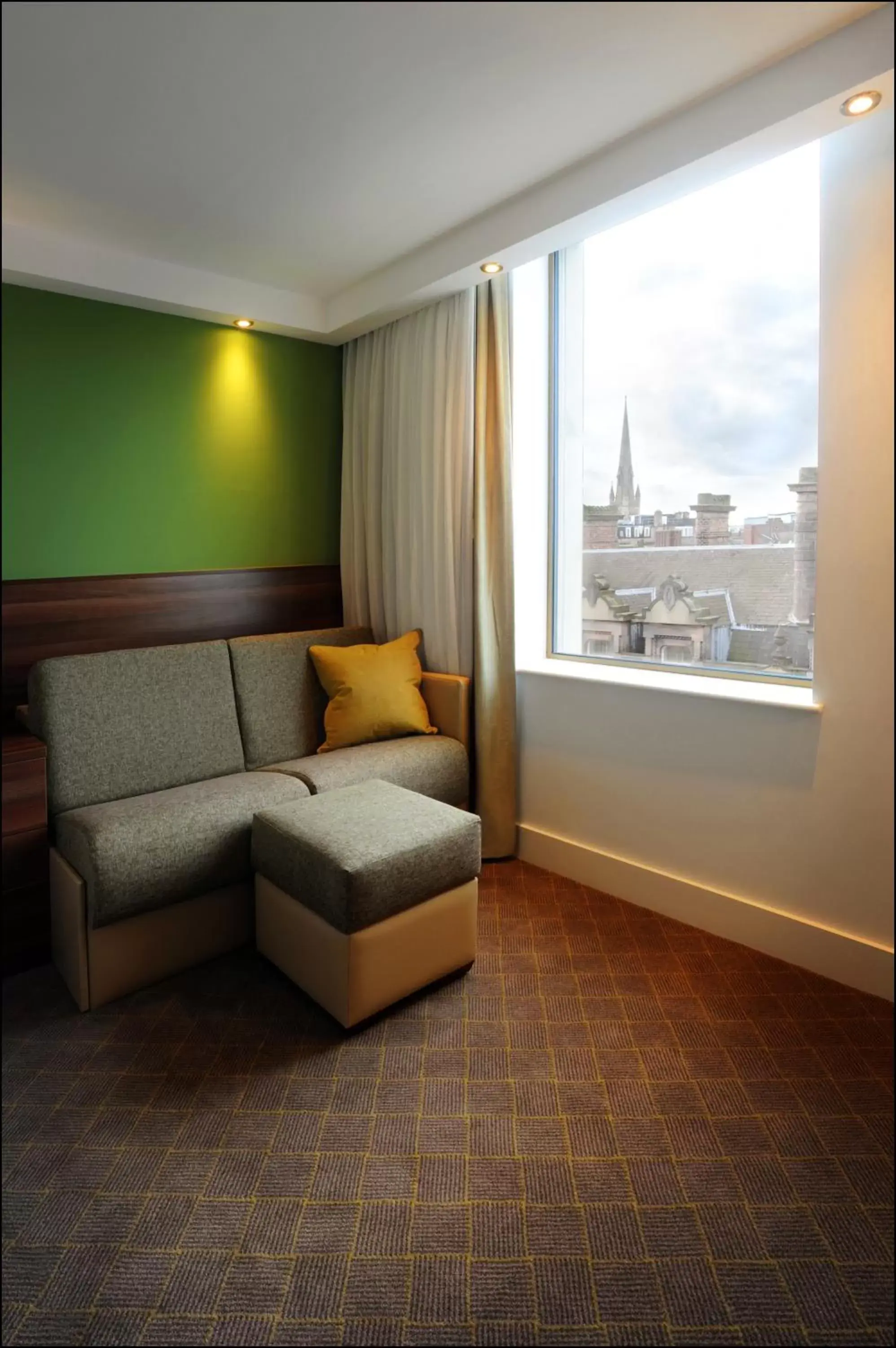 Bedroom, Seating Area in Hampton by Hilton Newcastle