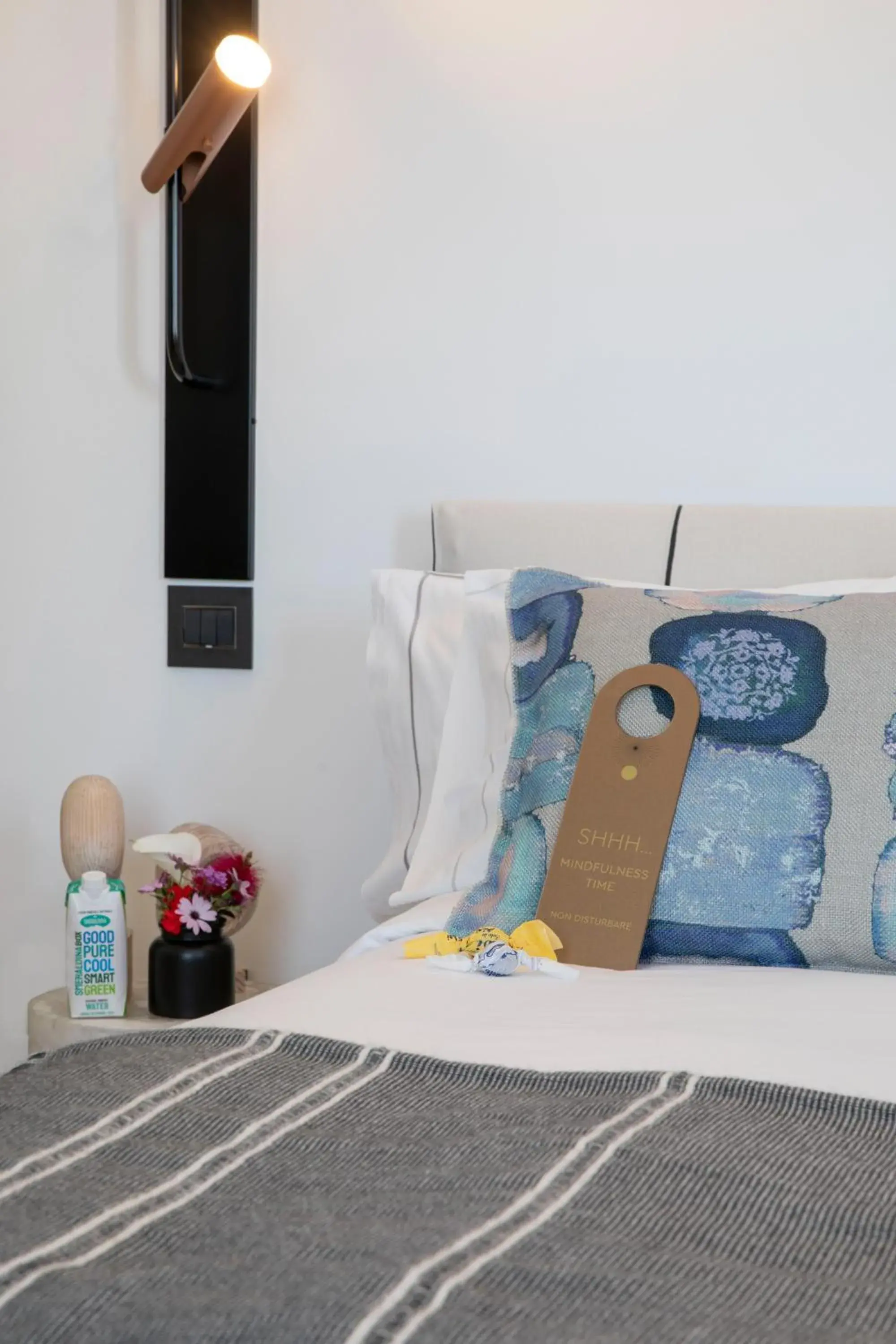 Bedroom, Bed in Sulia House Porto Rotondo, Curio Collection by Hilton