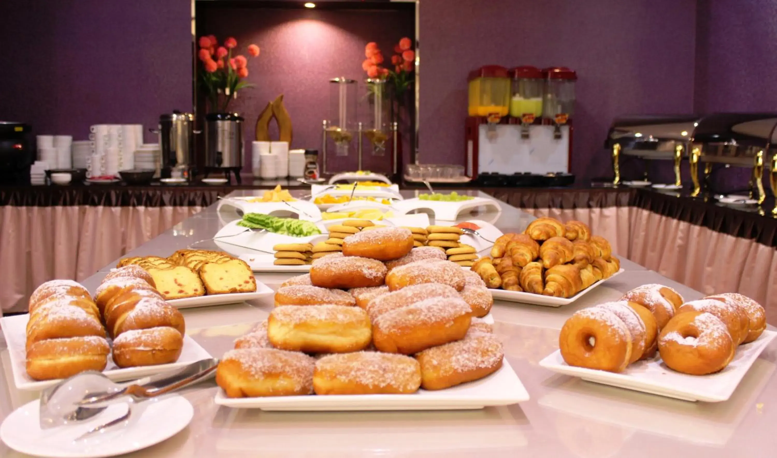English/Irish breakfast, Food in Al Khaleej Grand Hotel