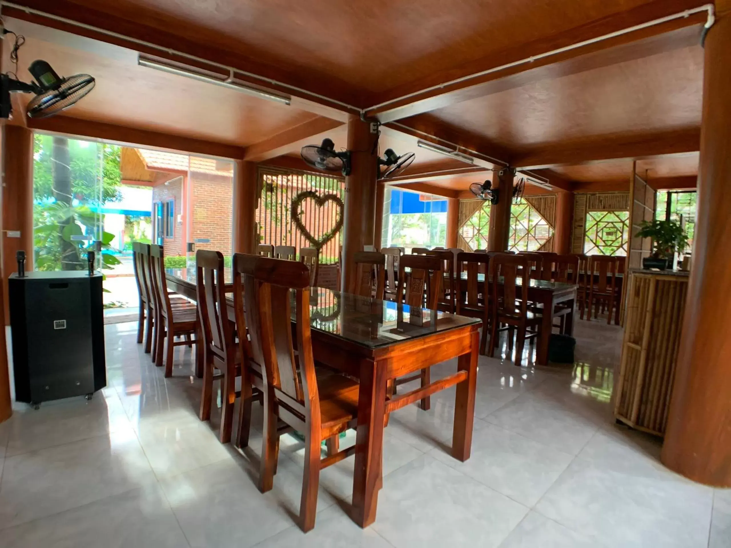 Restaurant/places to eat in Trang An Elegant Homestay Restaurant/places to eat in Trang An Elegant Homestay