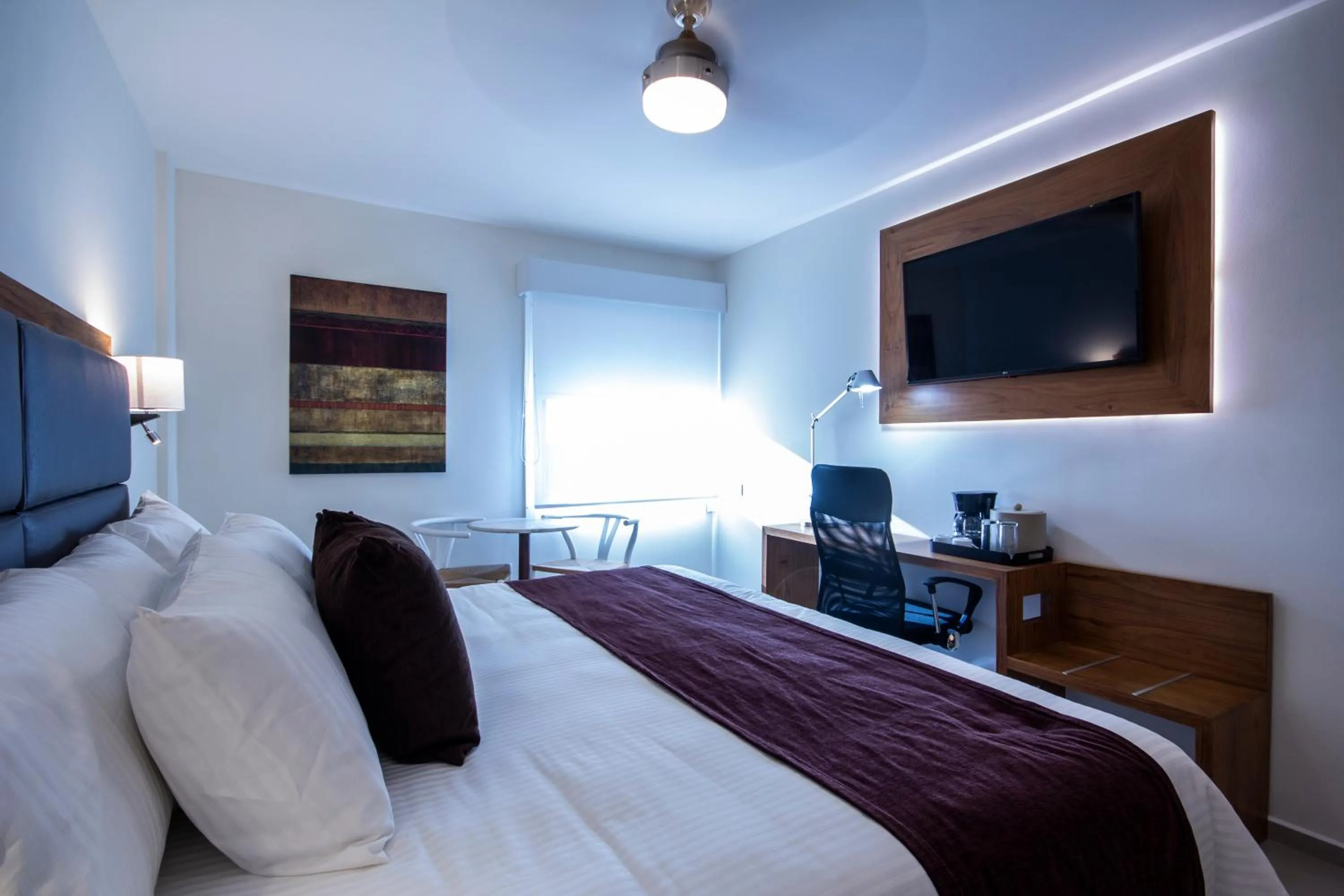 Photo of the whole room, Bed in Mision Express Merida Altabrisa