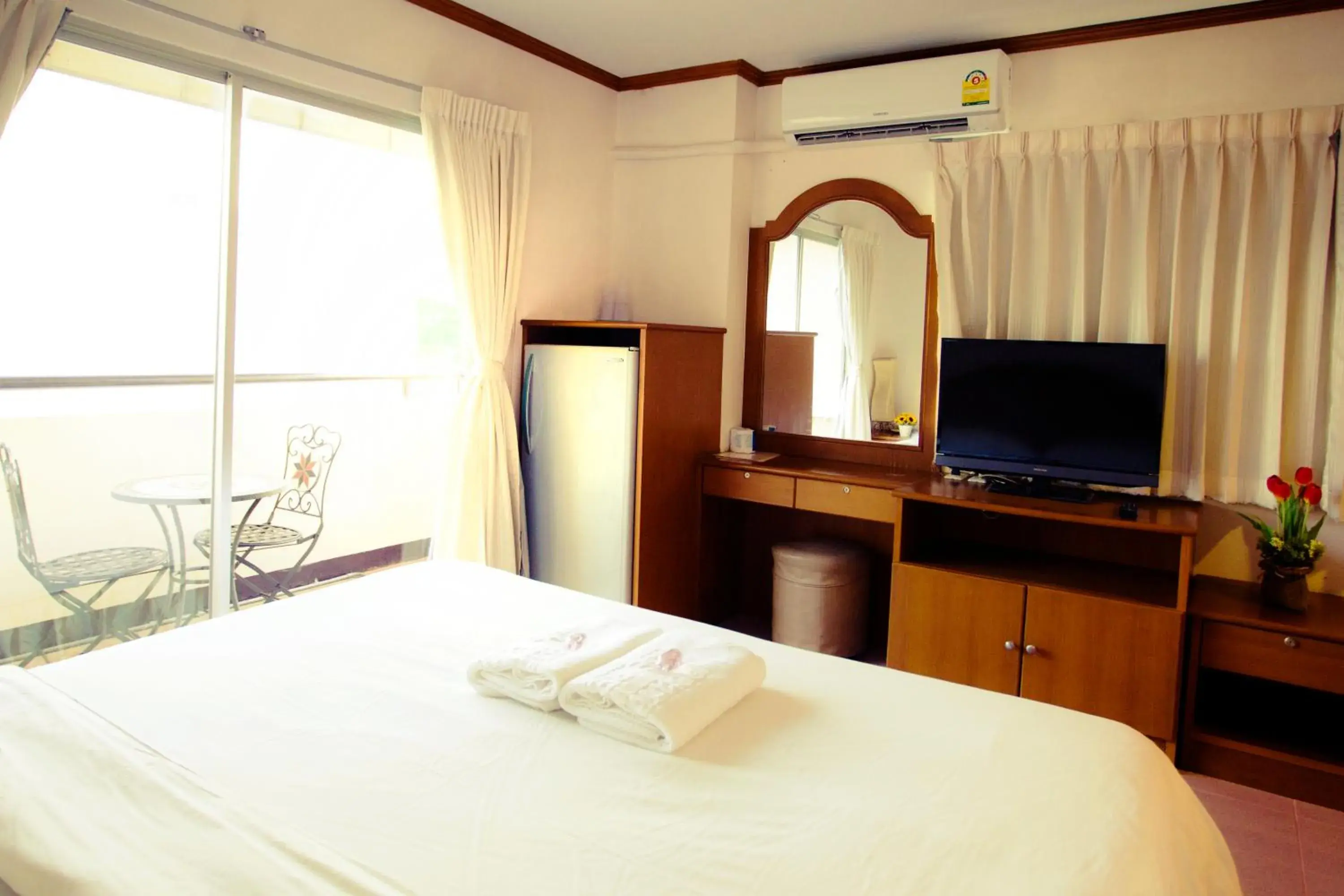 TV and multimedia, Bed in The Residence Hotel (SHA Extra Plus)