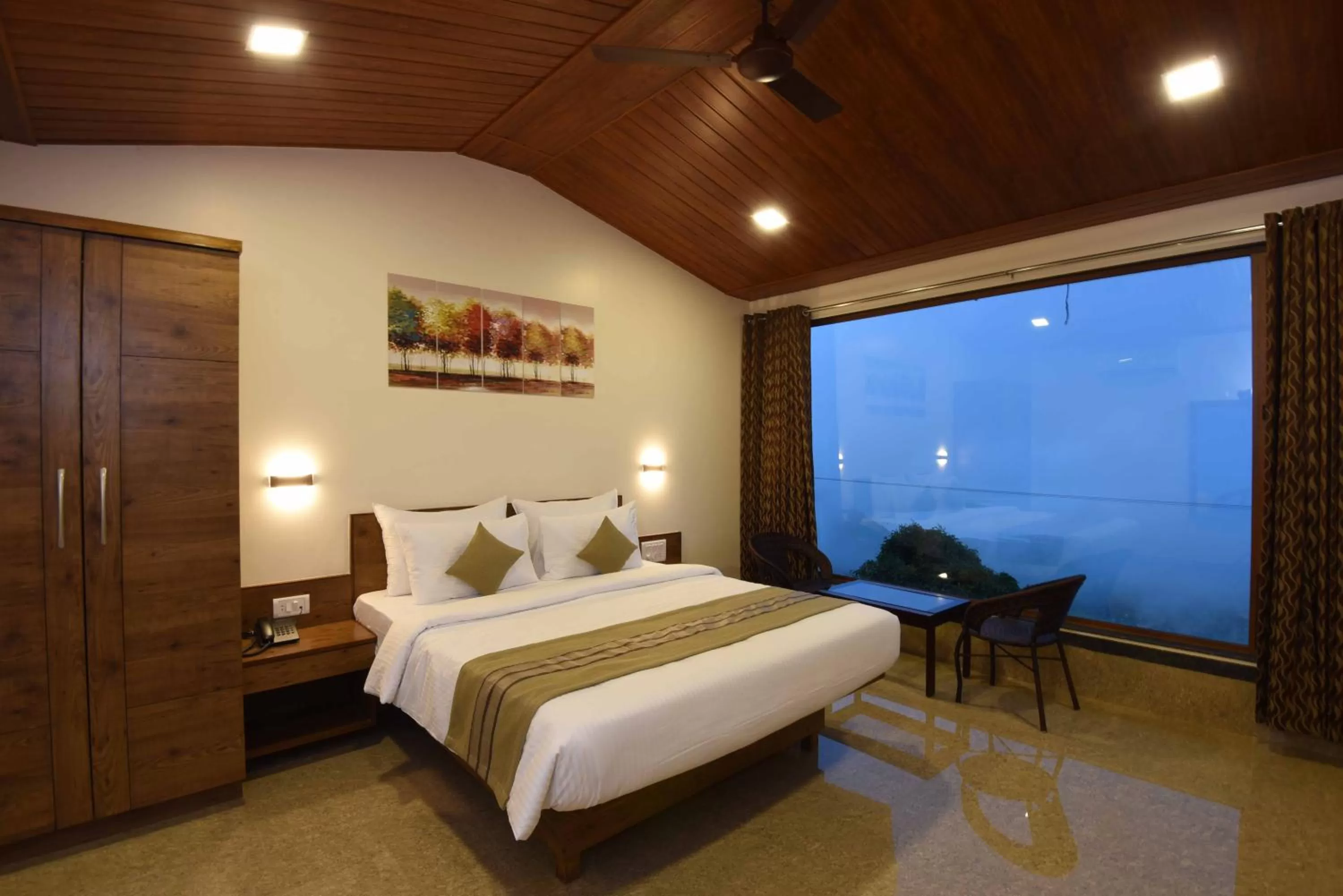 Bedroom, Bed in Miraya Hotel