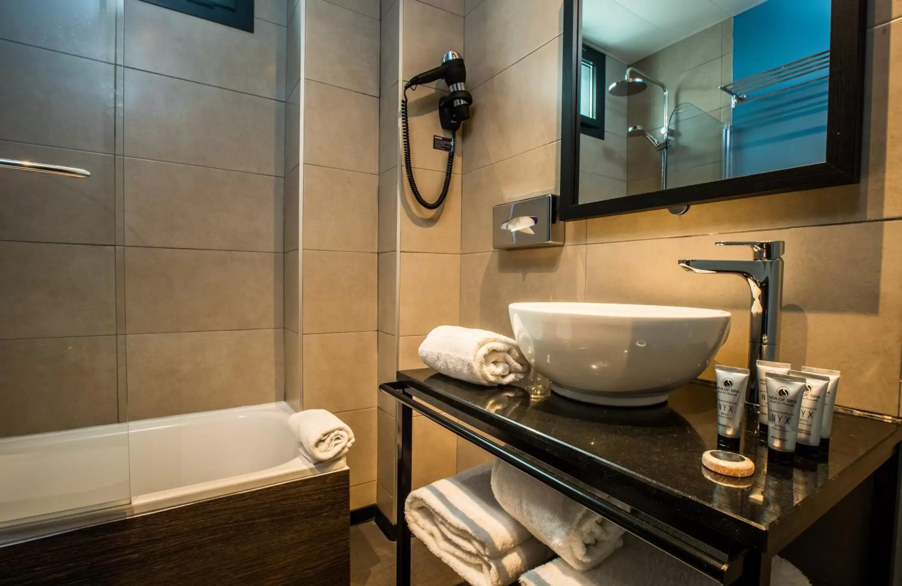 Bathroom in NYX Hotel Madrid by Leonardo Hotels