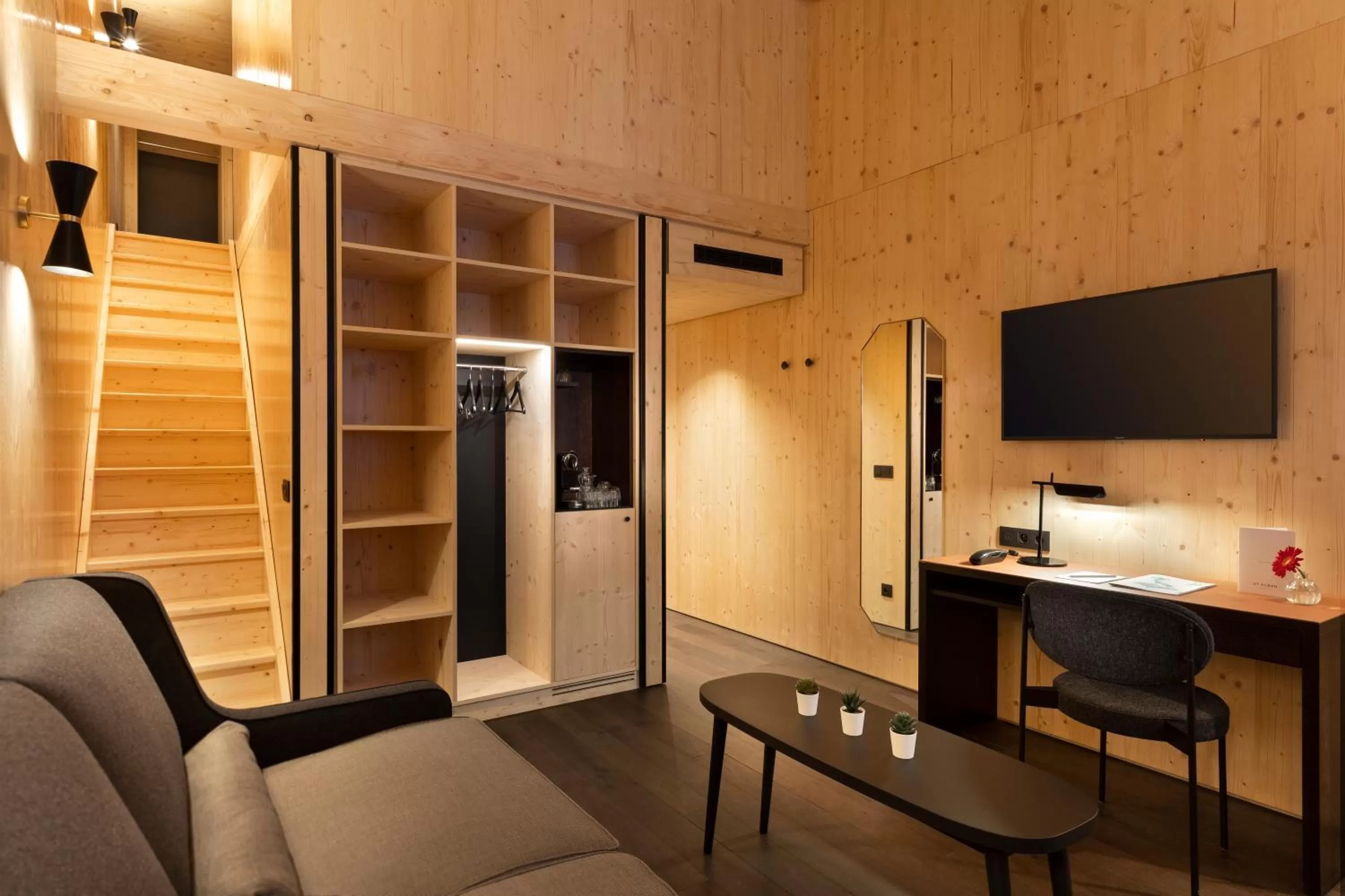 TV and multimedia in St-Alban Hotel & Spa