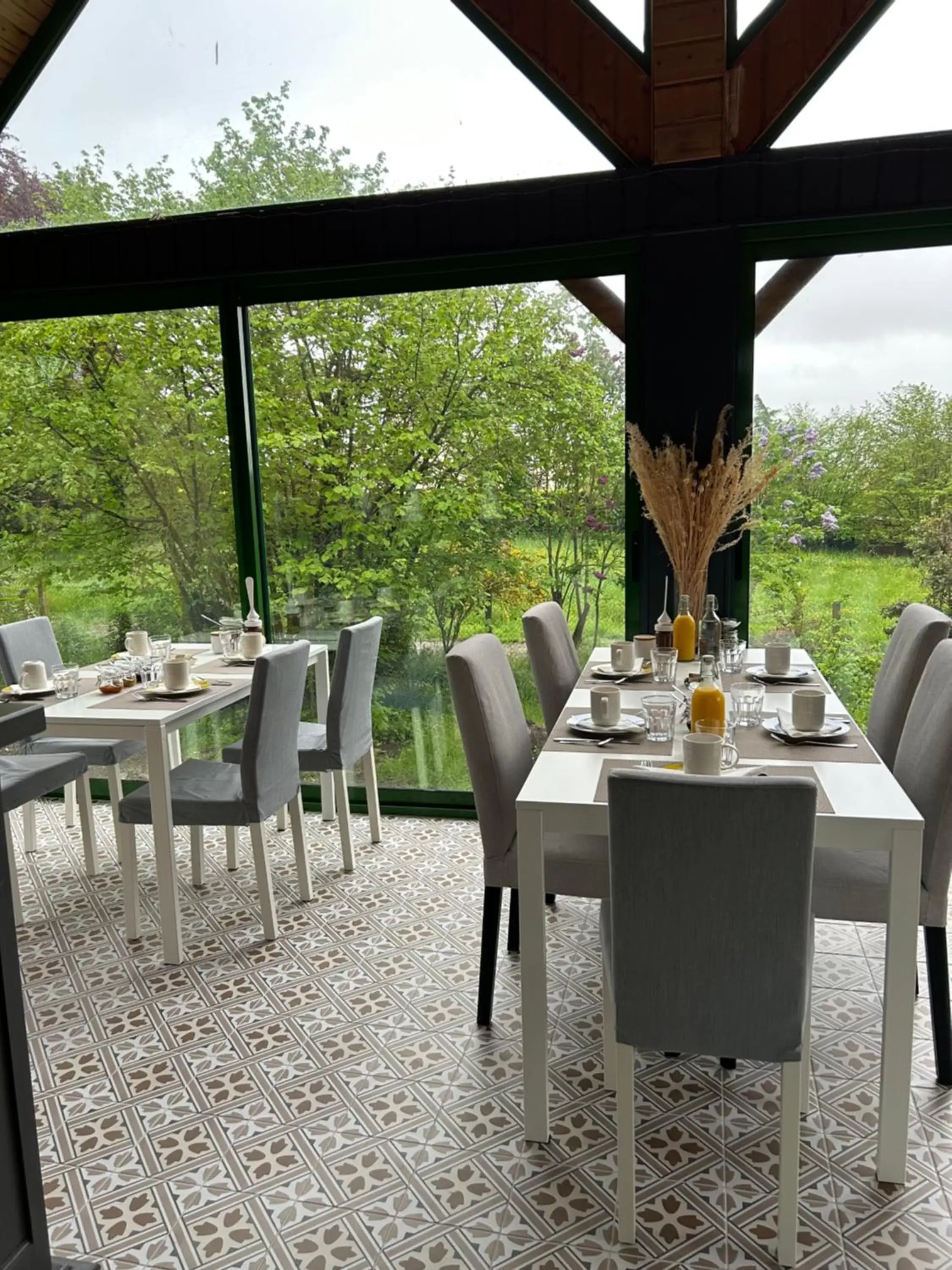 Dining area, Restaurant/Places to Eat in ARC EN CIEL B&B