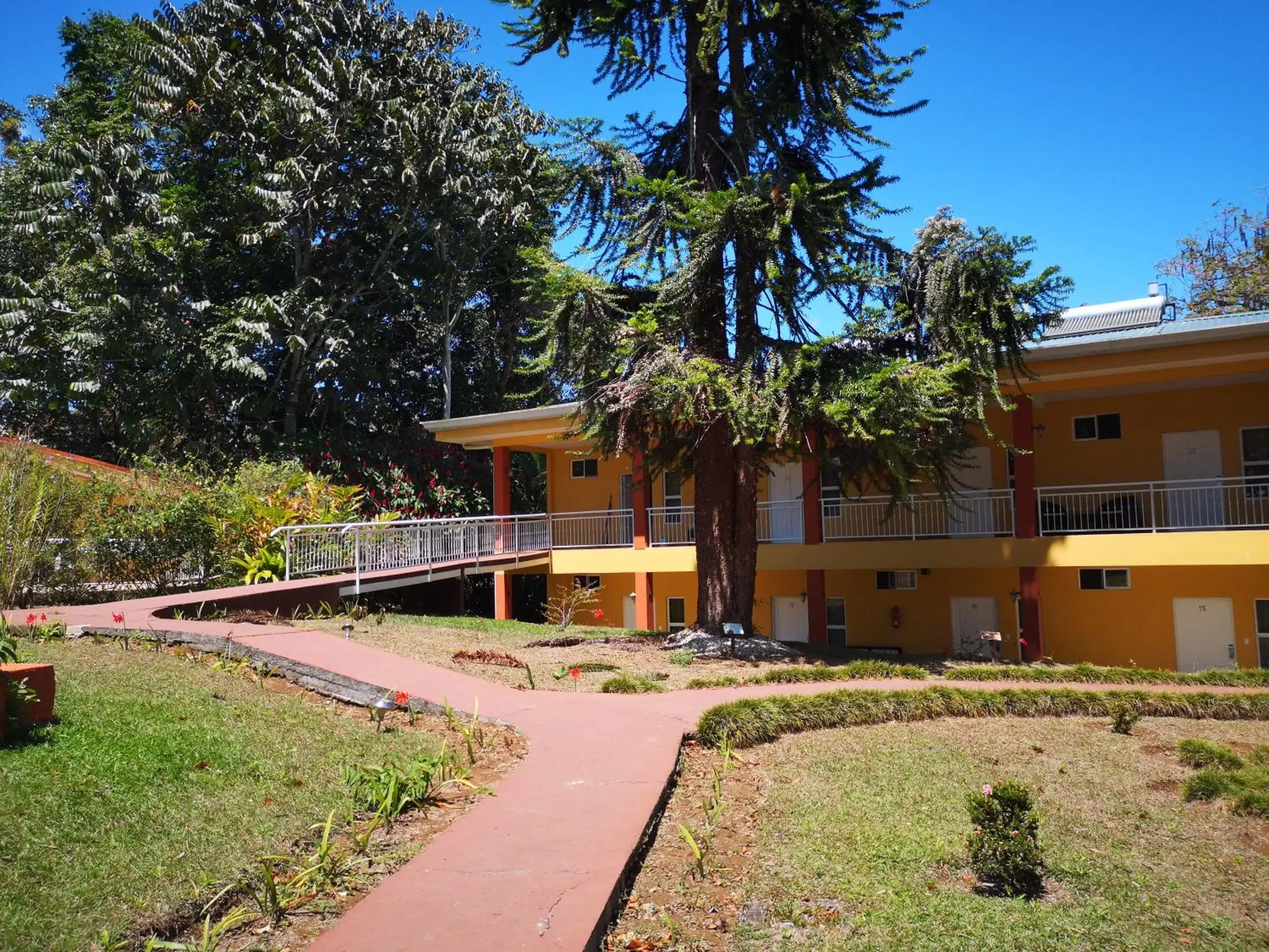 Facade/entrance, Property Building in Hotel Villa Florencia