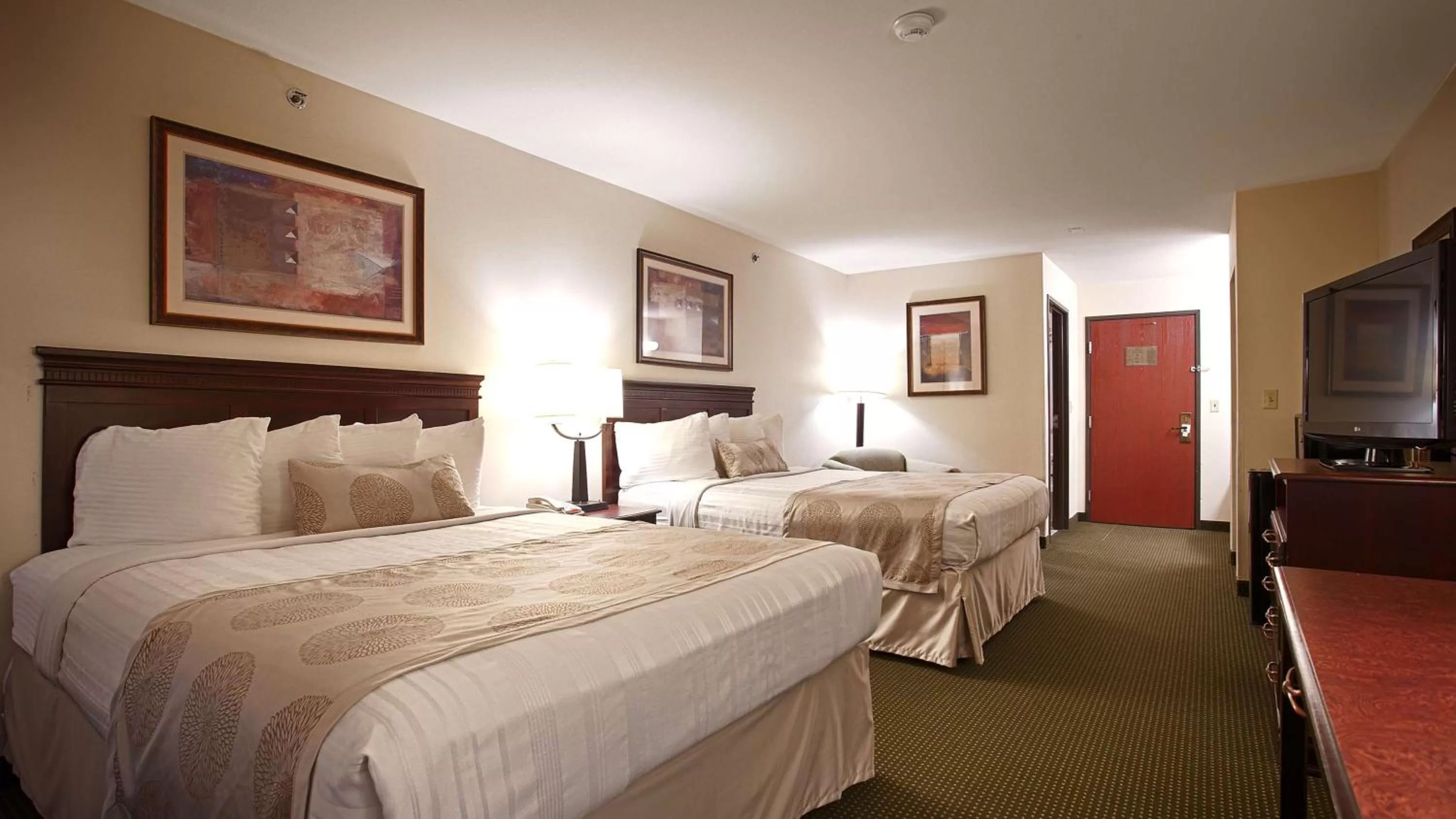 Photo of the whole room, Bed in Best Western Jacksonville Inn
