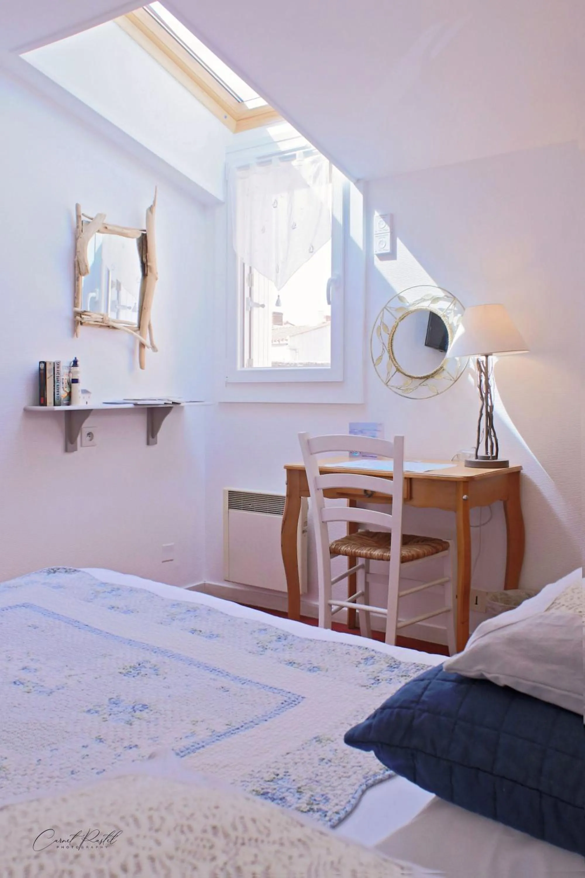 Photo of the whole room, Bed in Hôtel Les Embruns Sables d'Olonne