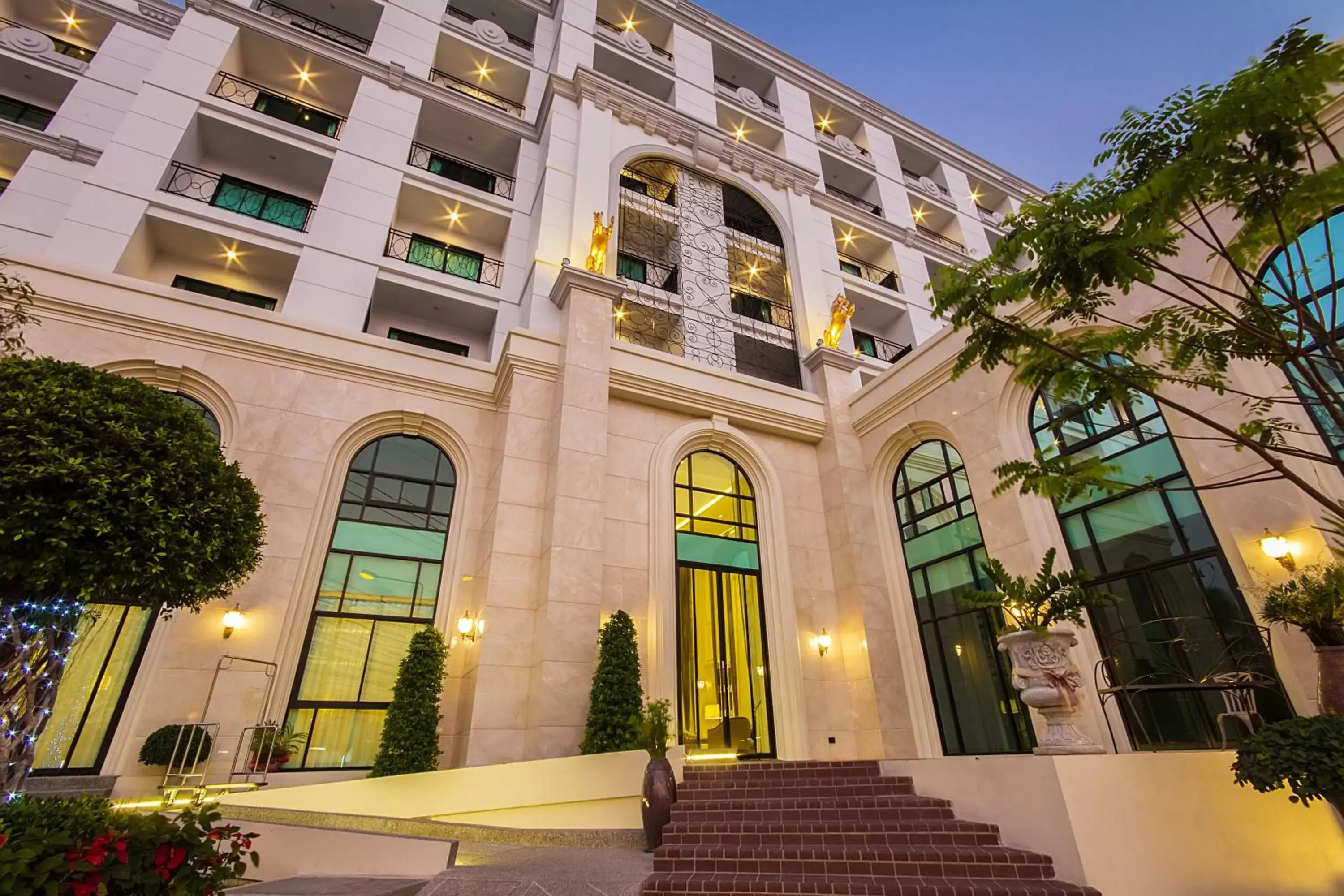 Facade/entrance in SN Plus Hotel - SHA Plus Facade/entrance in SN Plus Hotel - SHA Plus