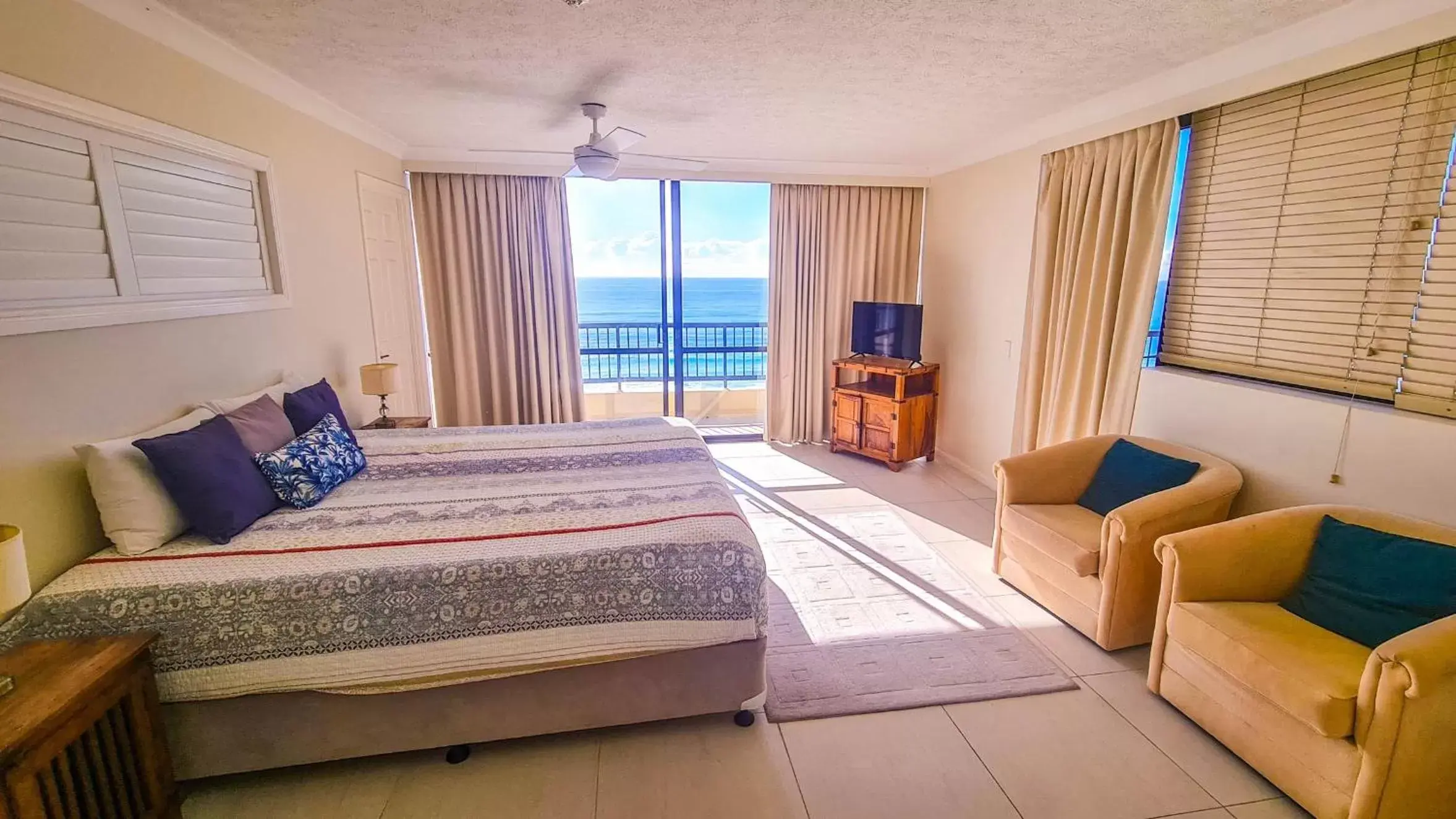 Bedroom in Pelican Sands Beach Resort