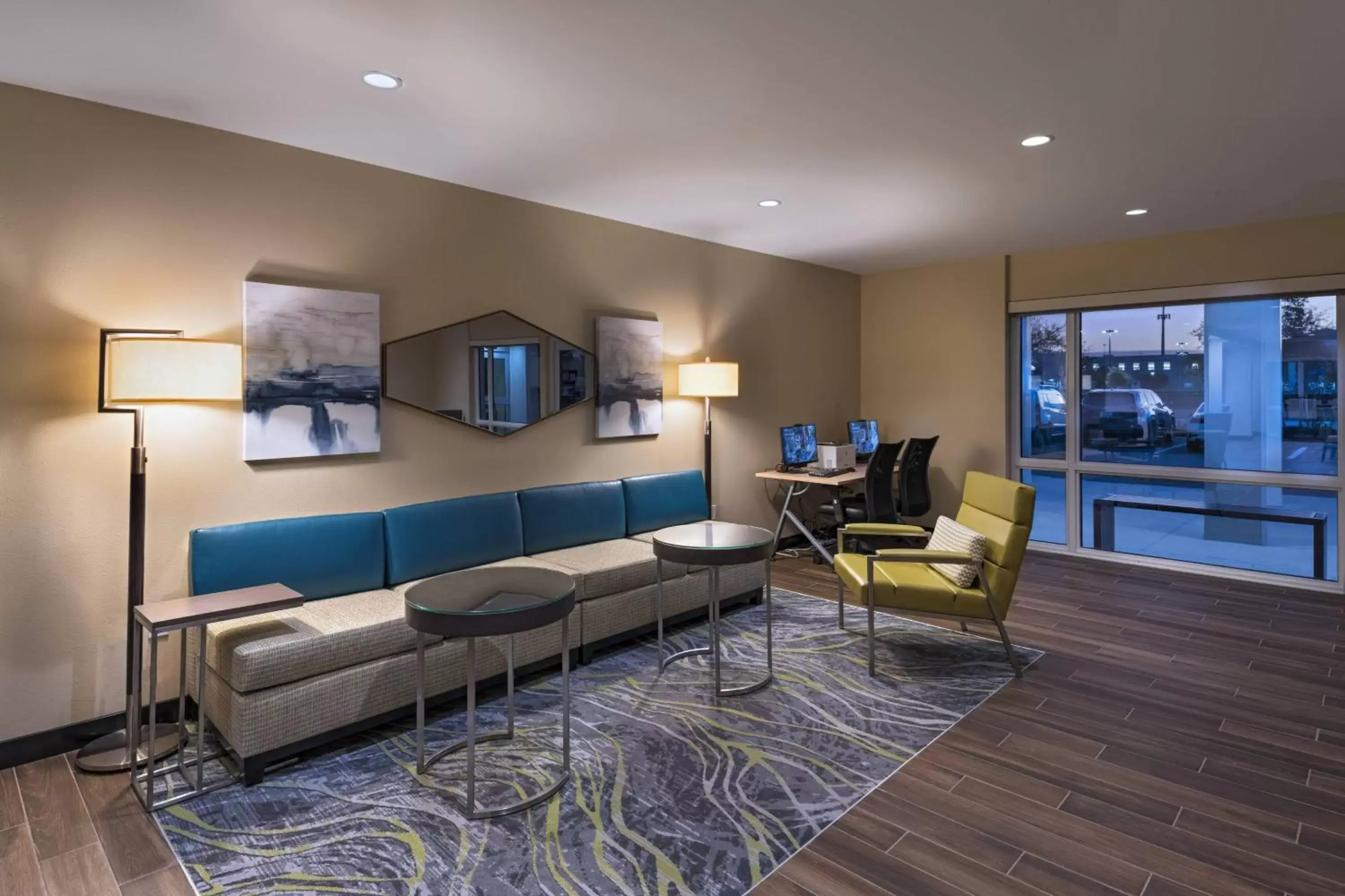 Lobby or reception, Seating Area in TownePlace Suites Naples