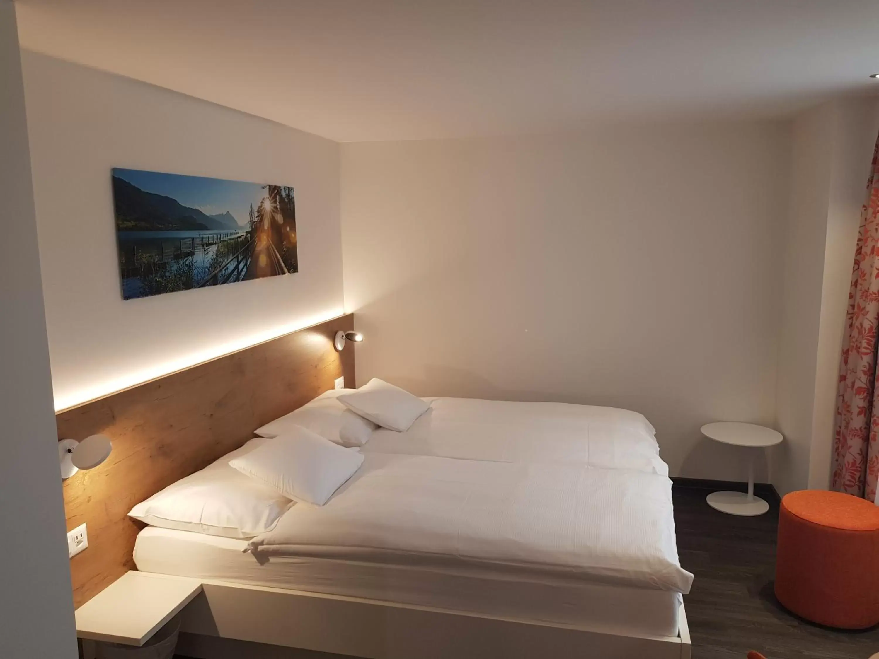 Photo of the whole room, Bed in Hotel Bernerhof Photo of the whole room, Bed in Hotel Bernerhof