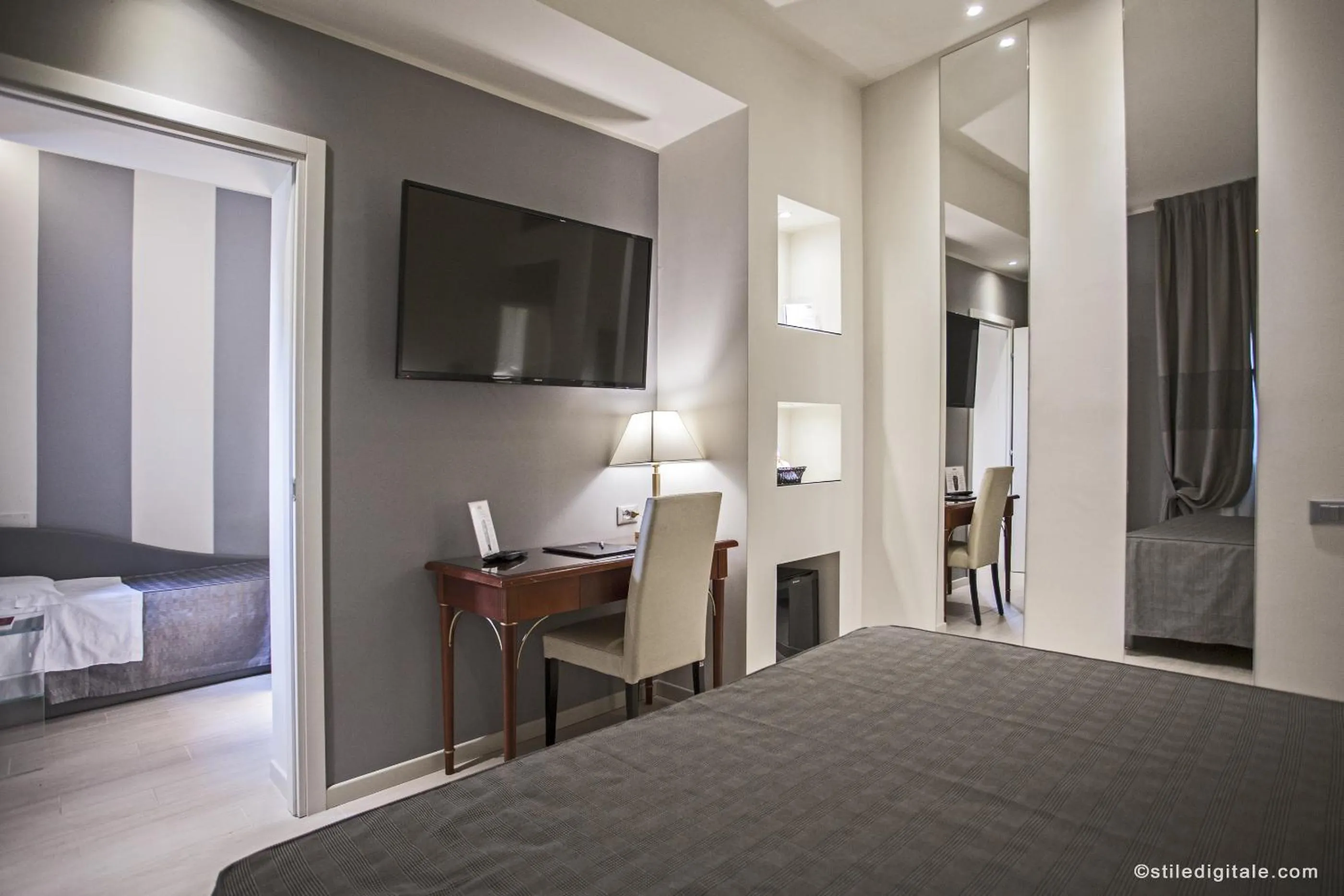 TV and multimedia, Bed in Savoia Hotel Country House Bologna