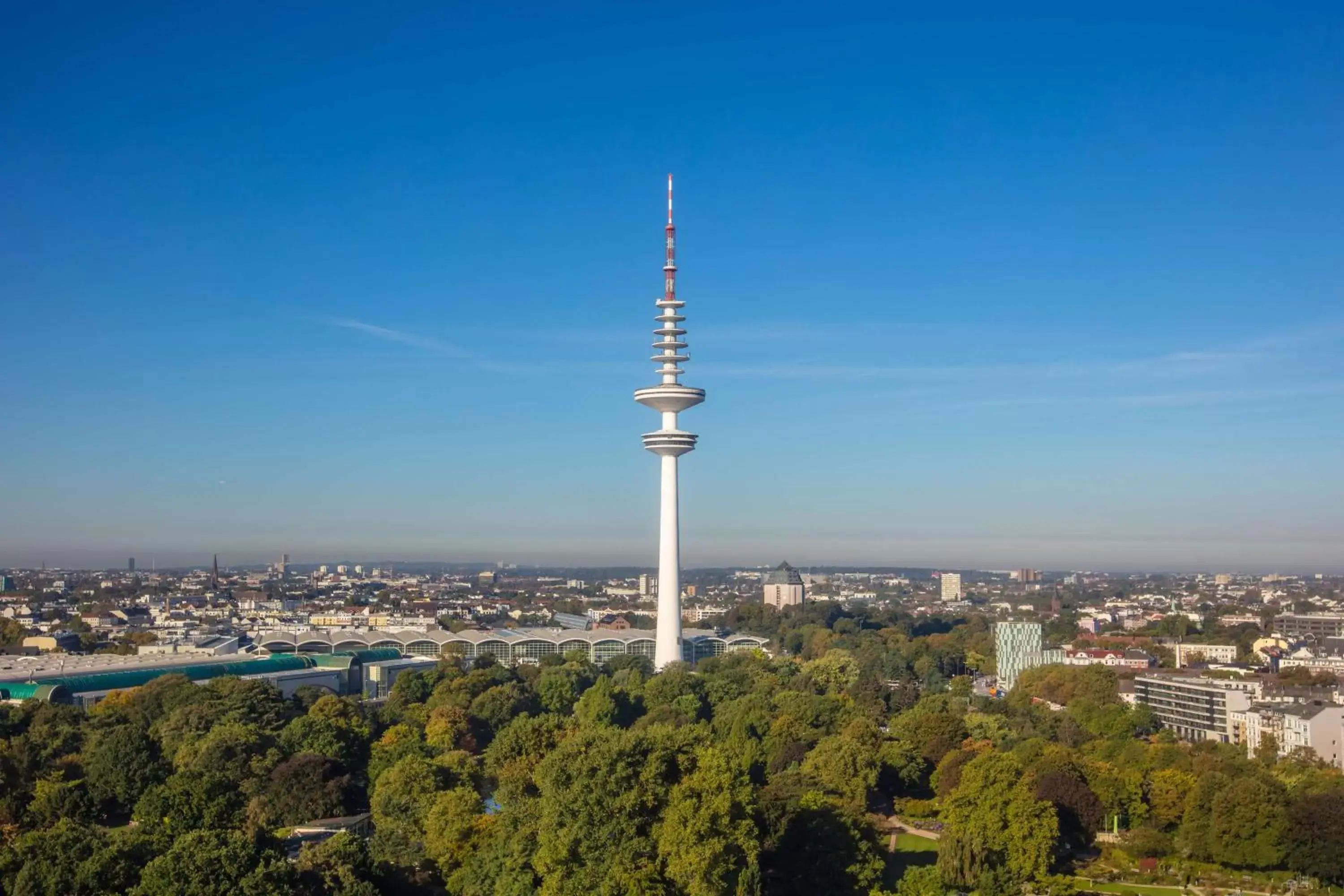 Nearby landmark, Bird's-eye View in Radisson Blu Hotel, Hamburg