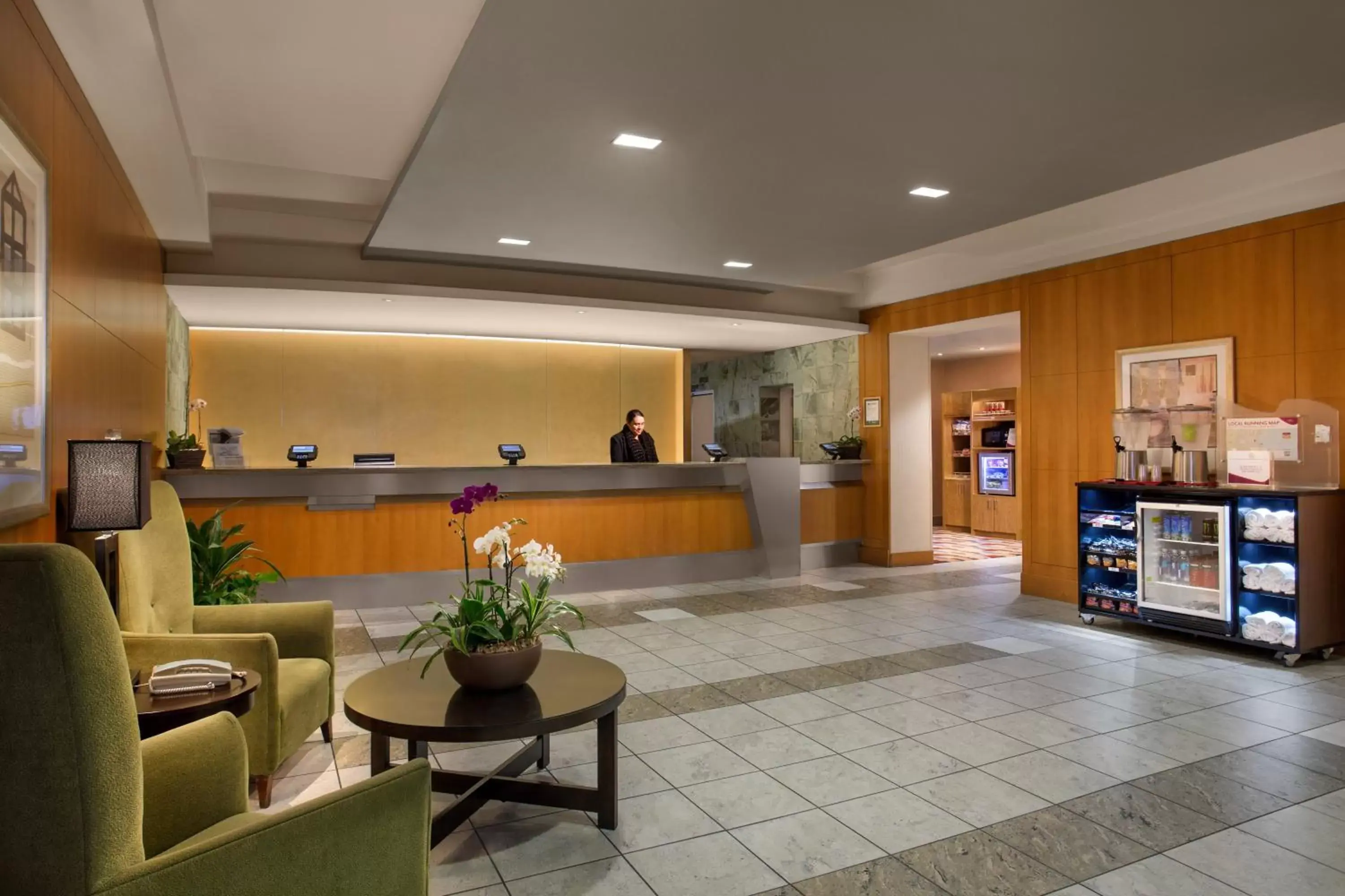 Property building, Lobby/Reception in Crowne Plaza San Francisco Airport, an IHG Hotel