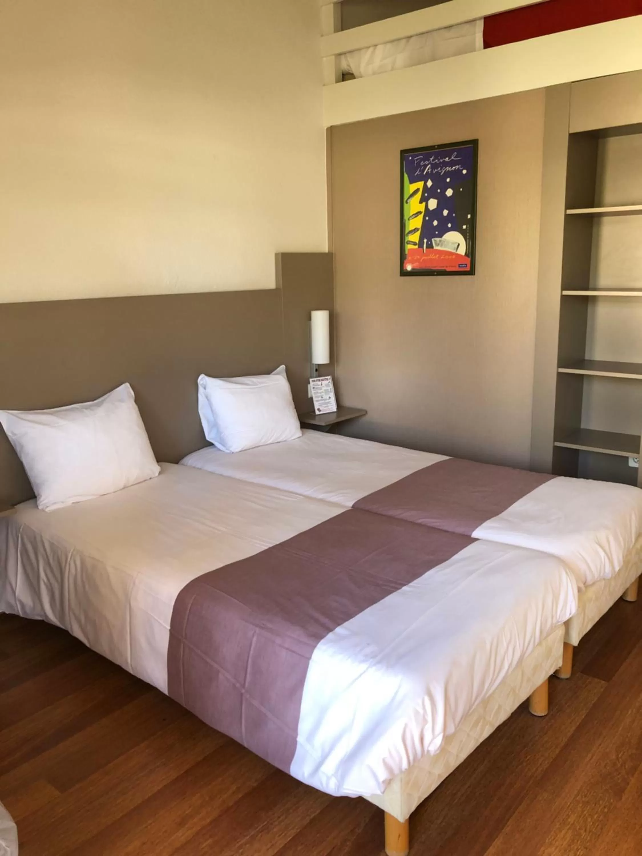 Photo of the whole room, Bed in Hotel Cristol