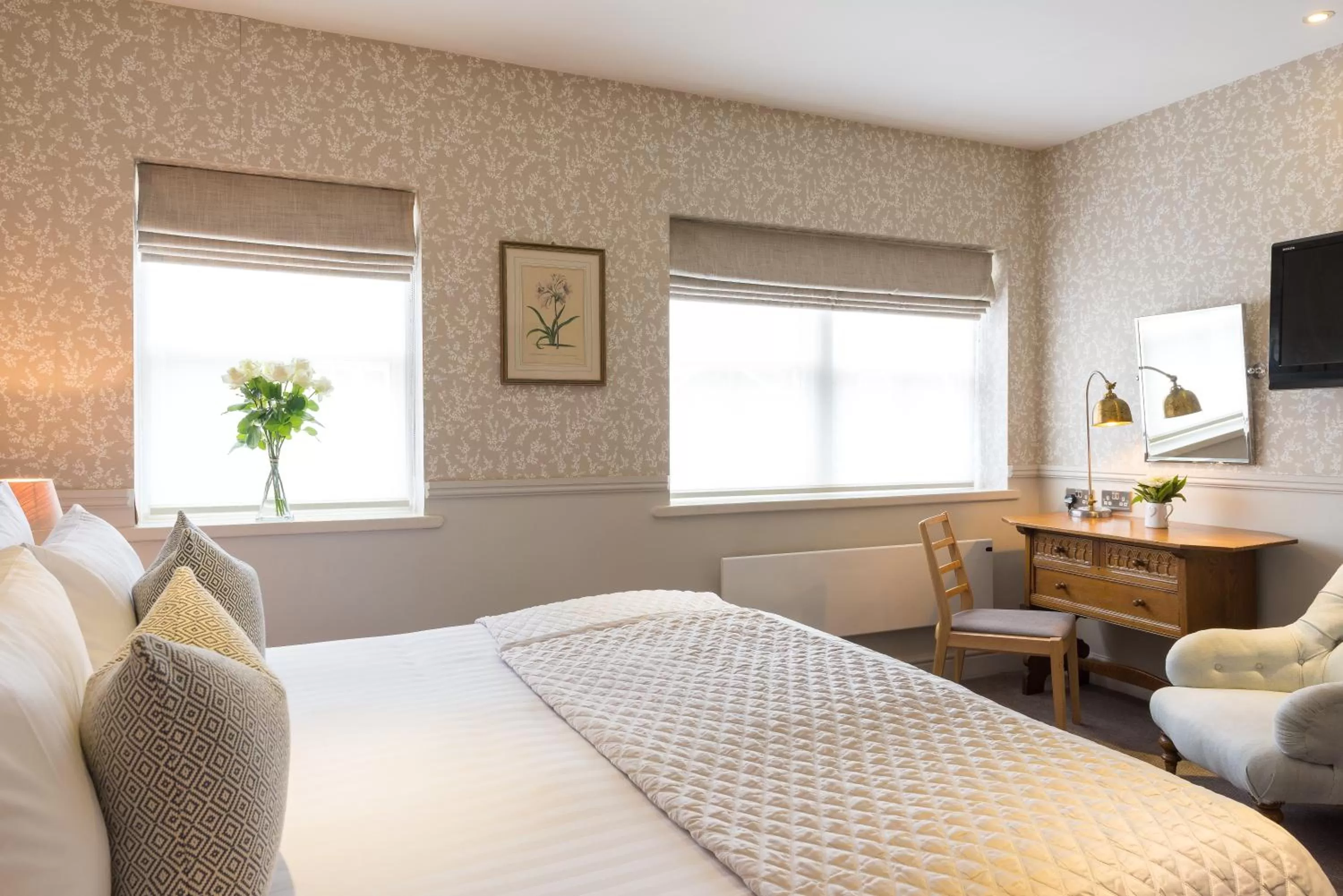 Bedroom, Bed in Best Western The Rose & Crown Hotel