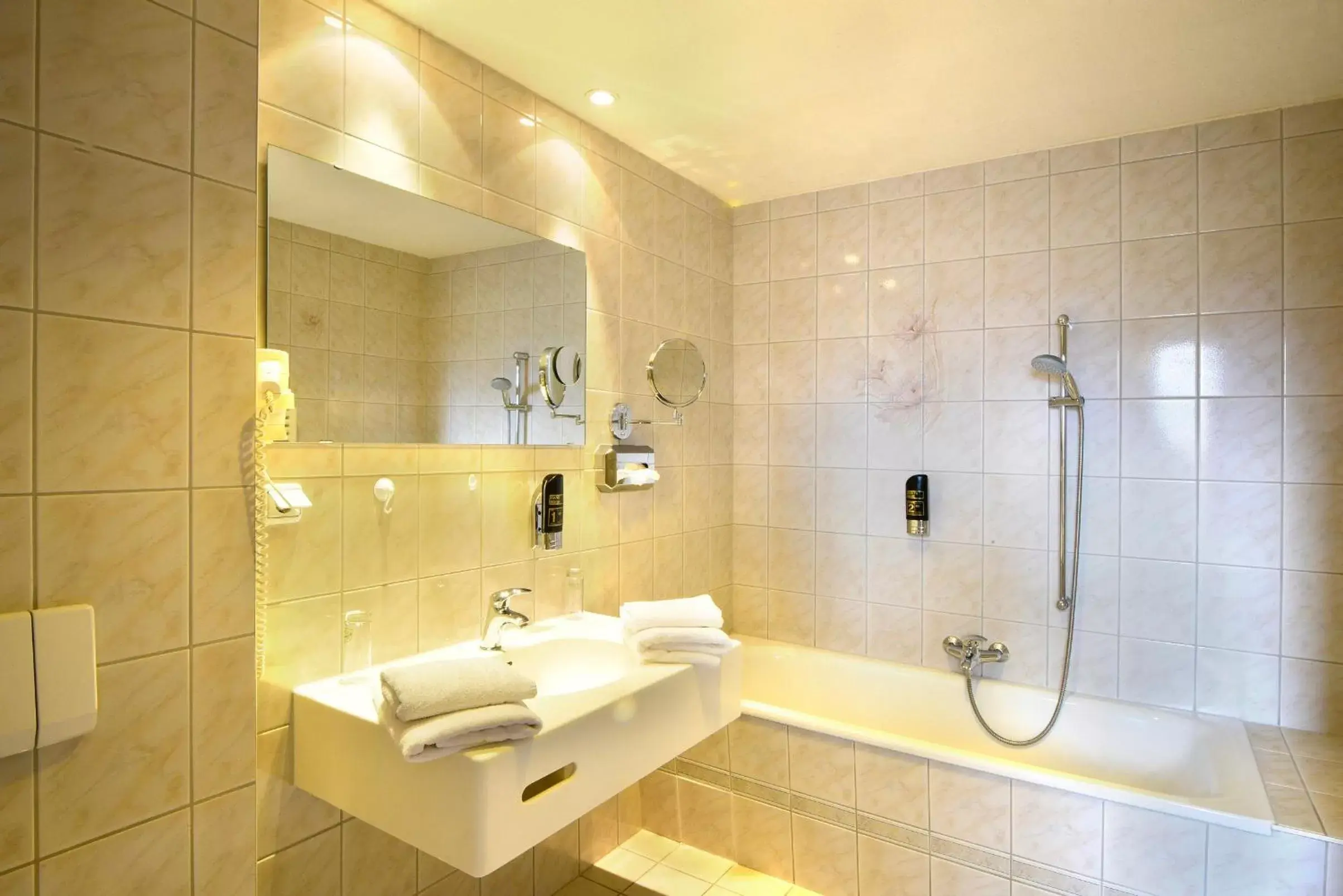 Bathroom in Hotel Alexandra