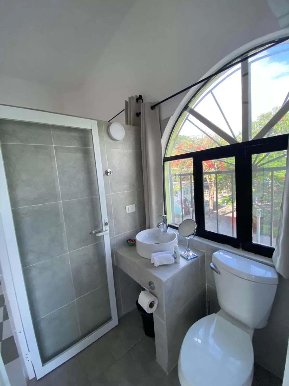 Bathroom in The Quetzal