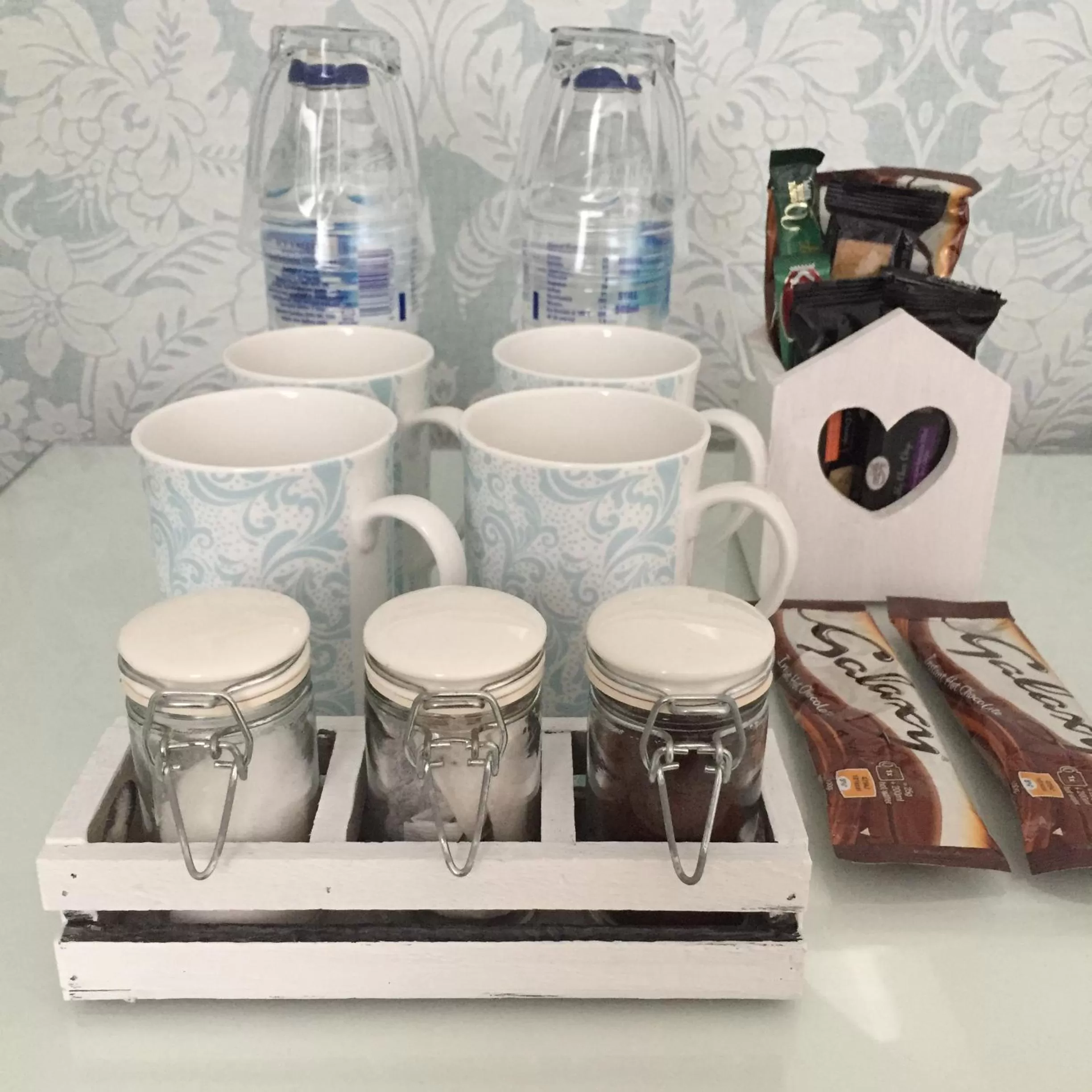 Coffee/tea facilities in Branstone Guest House