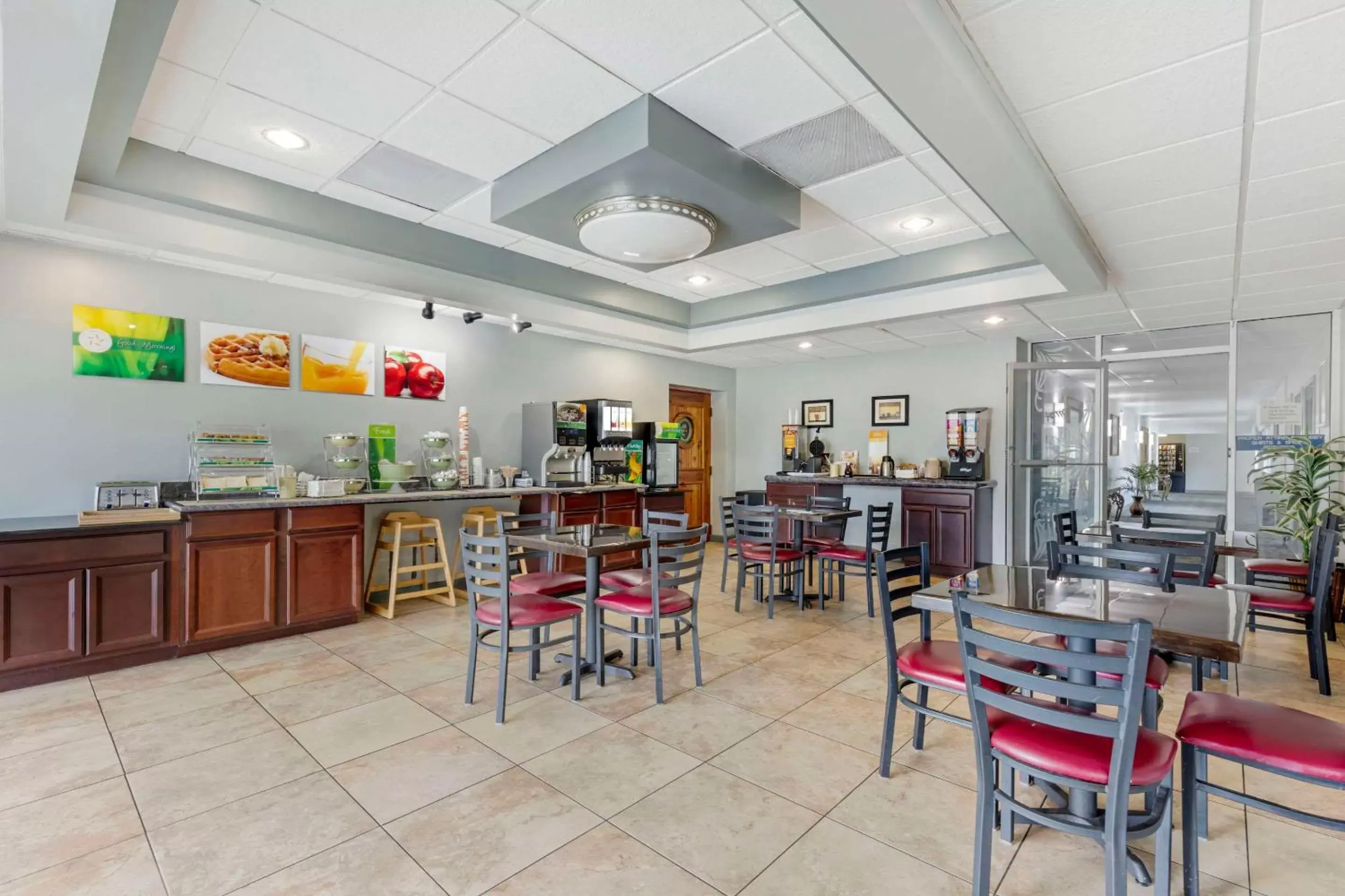 Breakfast, Restaurant/Places to Eat in Quality Inn Downtown Stuart