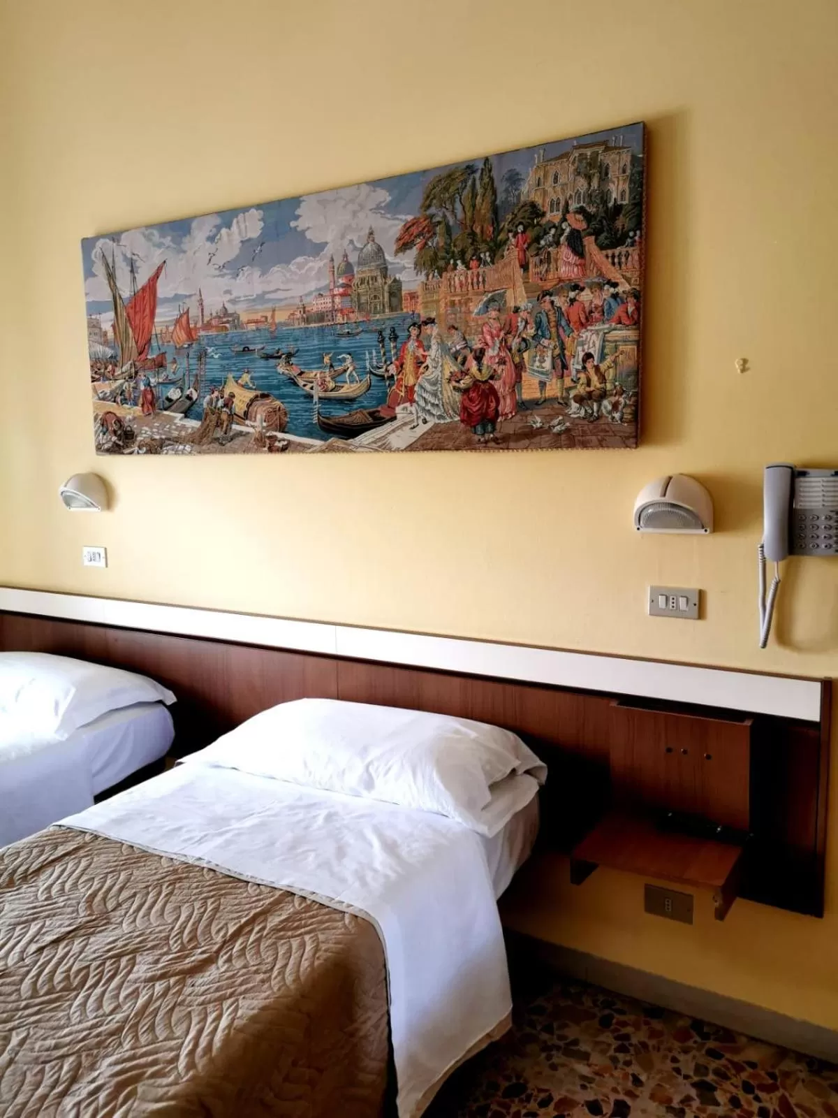 Photo of the whole room, Bed in Casa Dorita