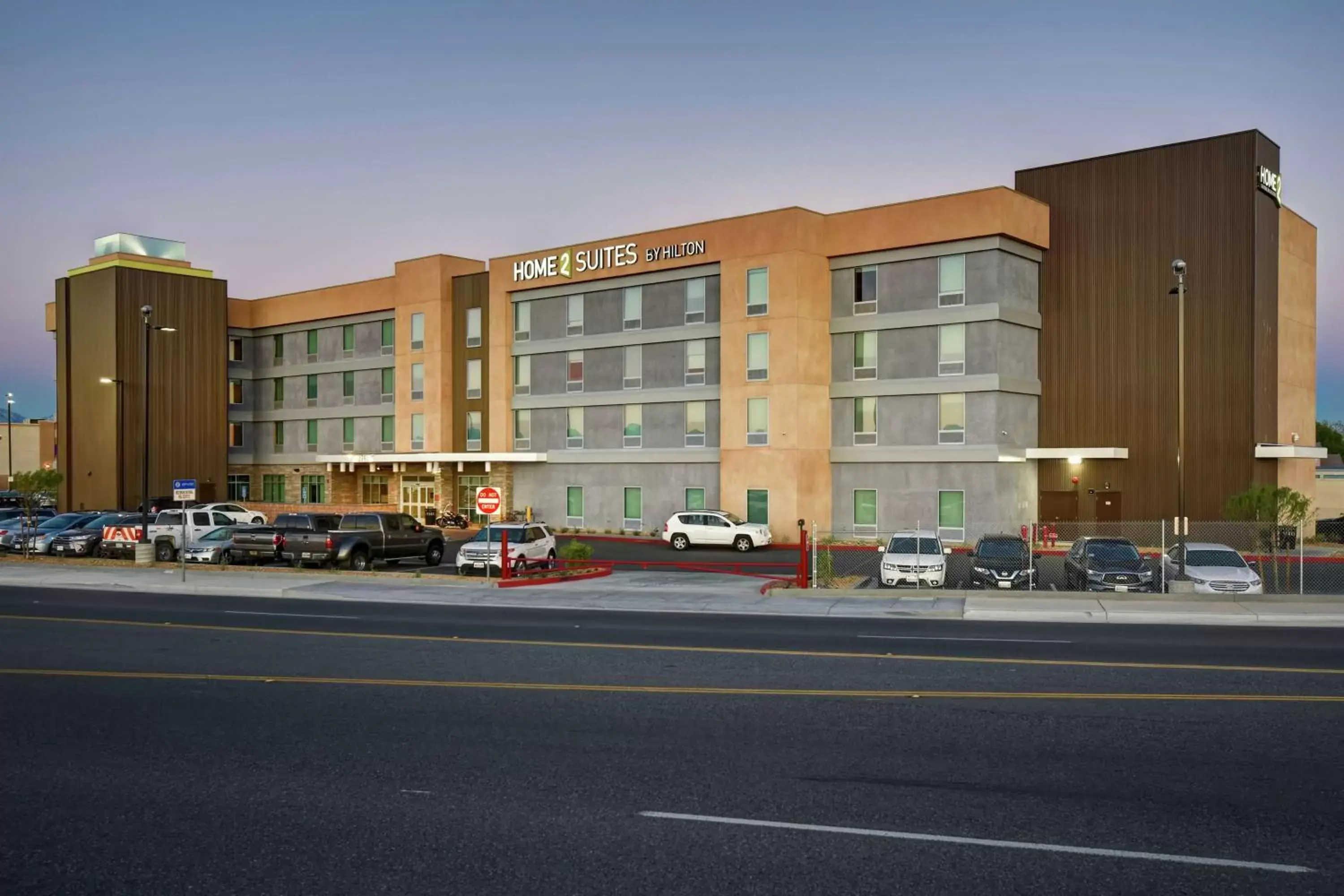 Property Building in Home2 Suites by Hilton Victorville