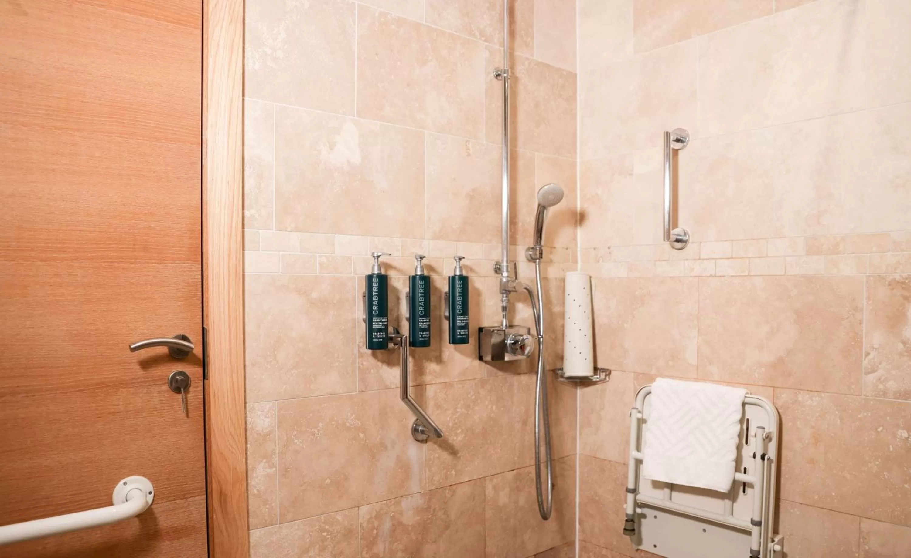 Bathroom in DoubleTree By Hilton Milton Keynes