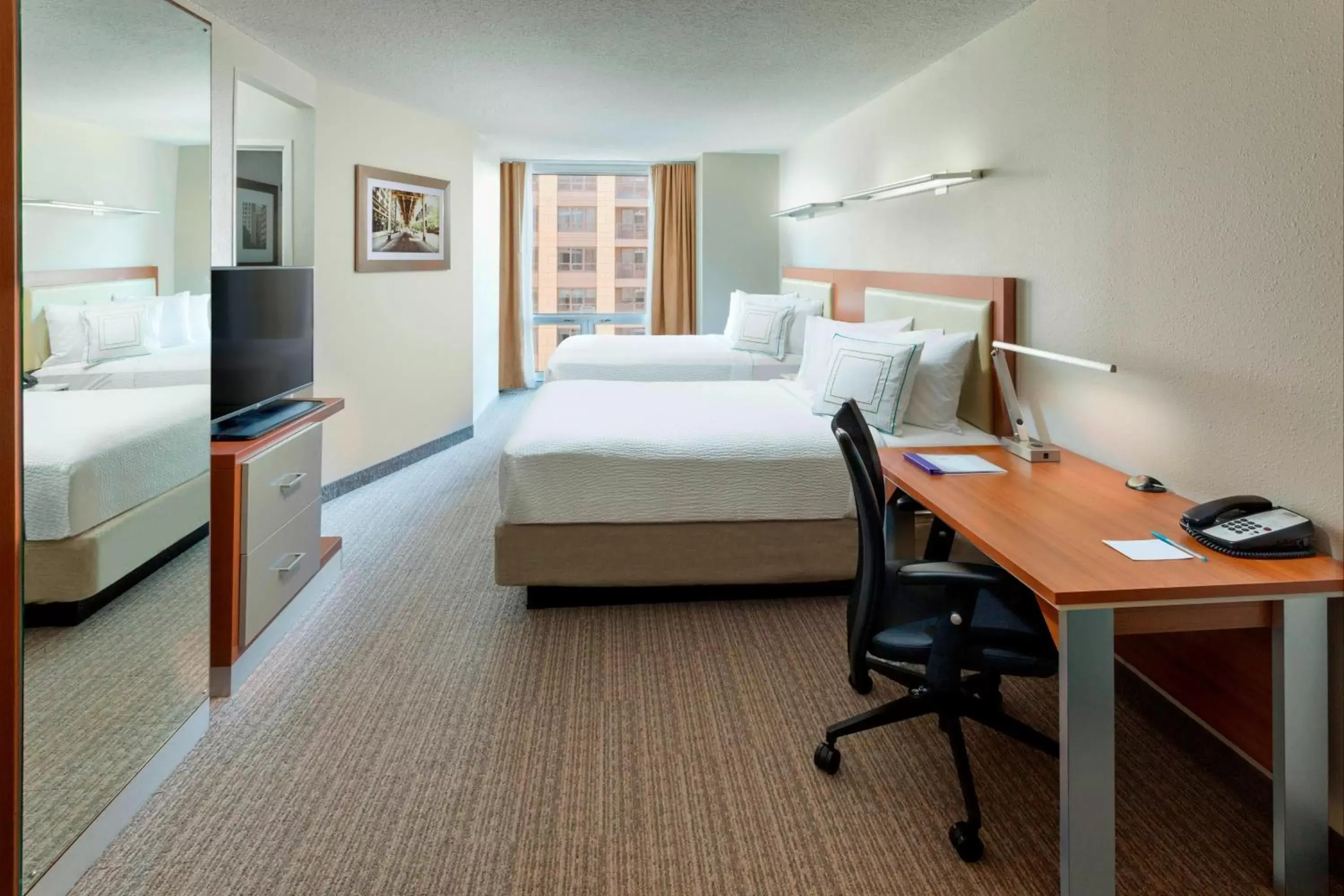Photo of the whole room, Bed in SpringHill Suites Chicago Downtown/River North