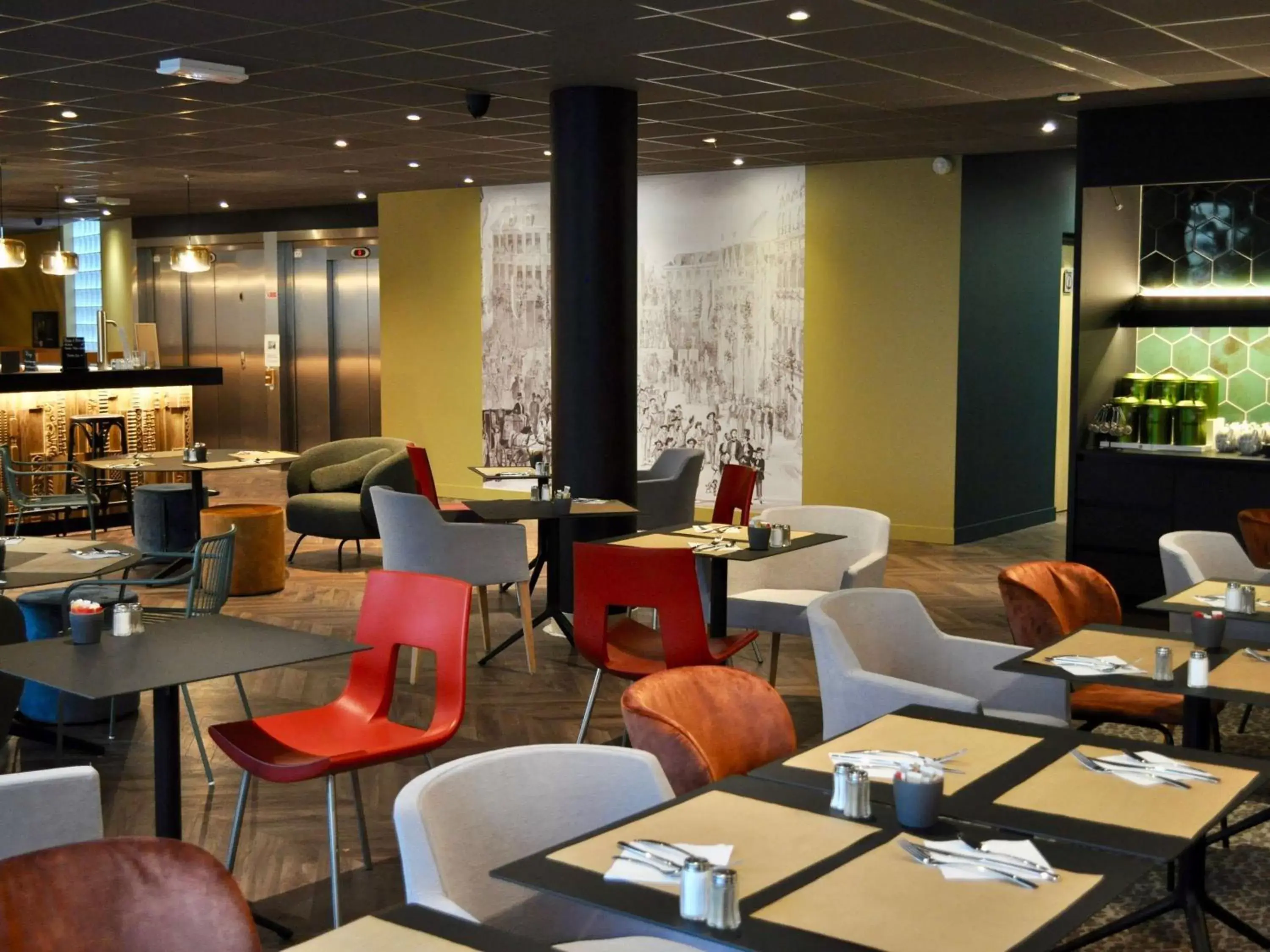 Breakfast, Restaurant/Places to Eat in Mercure Valenciennes Centre