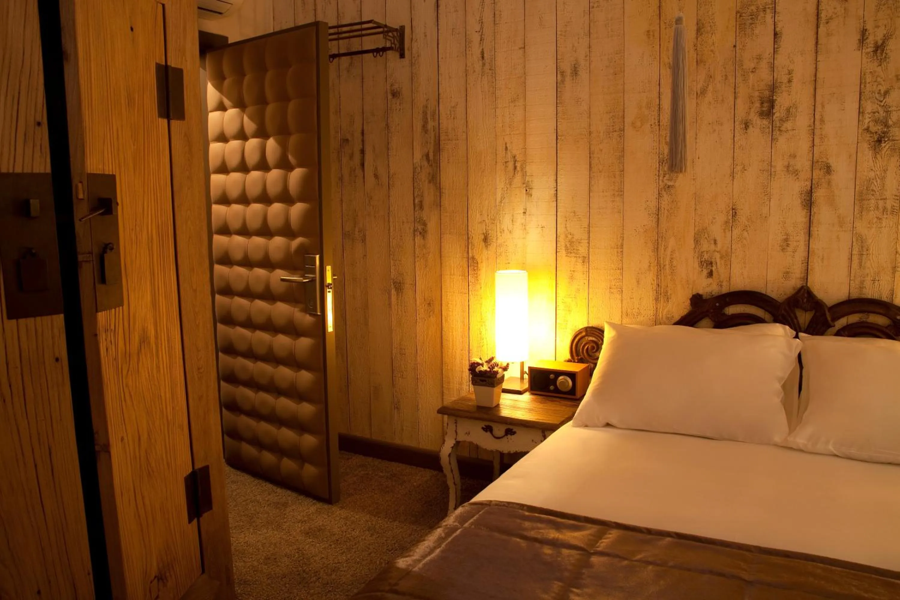 Massage, Bed in Hypnos Design Hotel