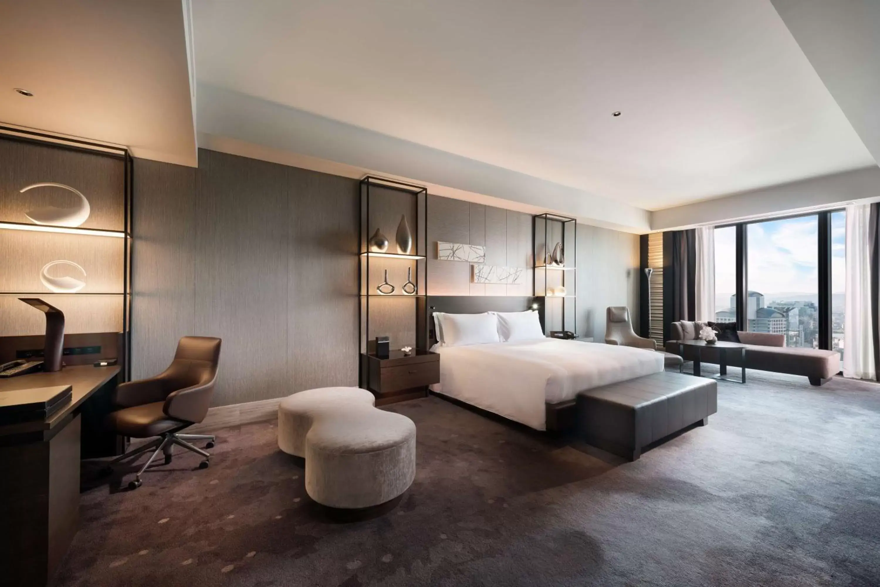 Bedroom, Bed in Conrad Osaka Bedroom, Bed in Conrad Osaka