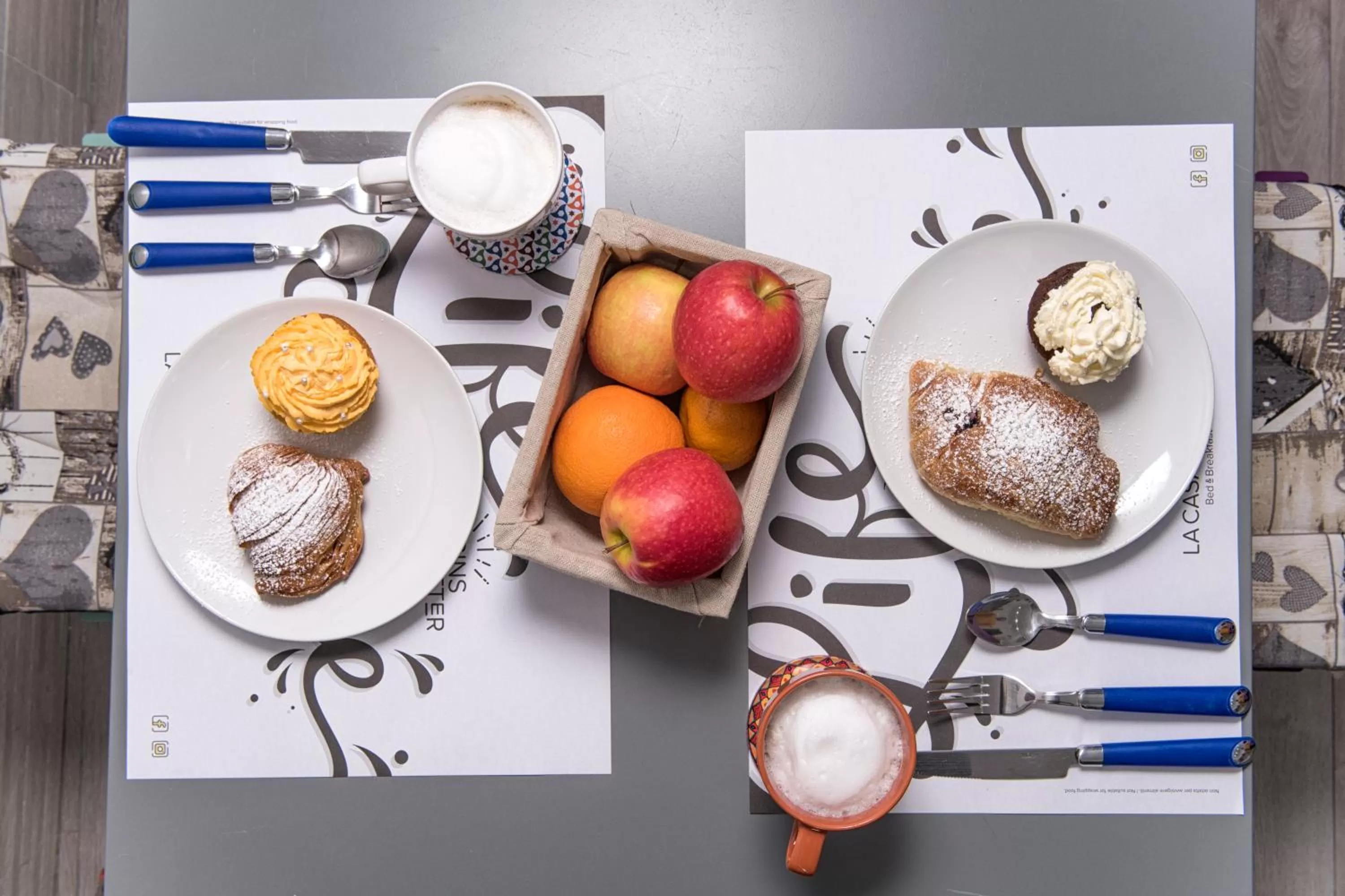 Food and drinks in La Casa di Luna